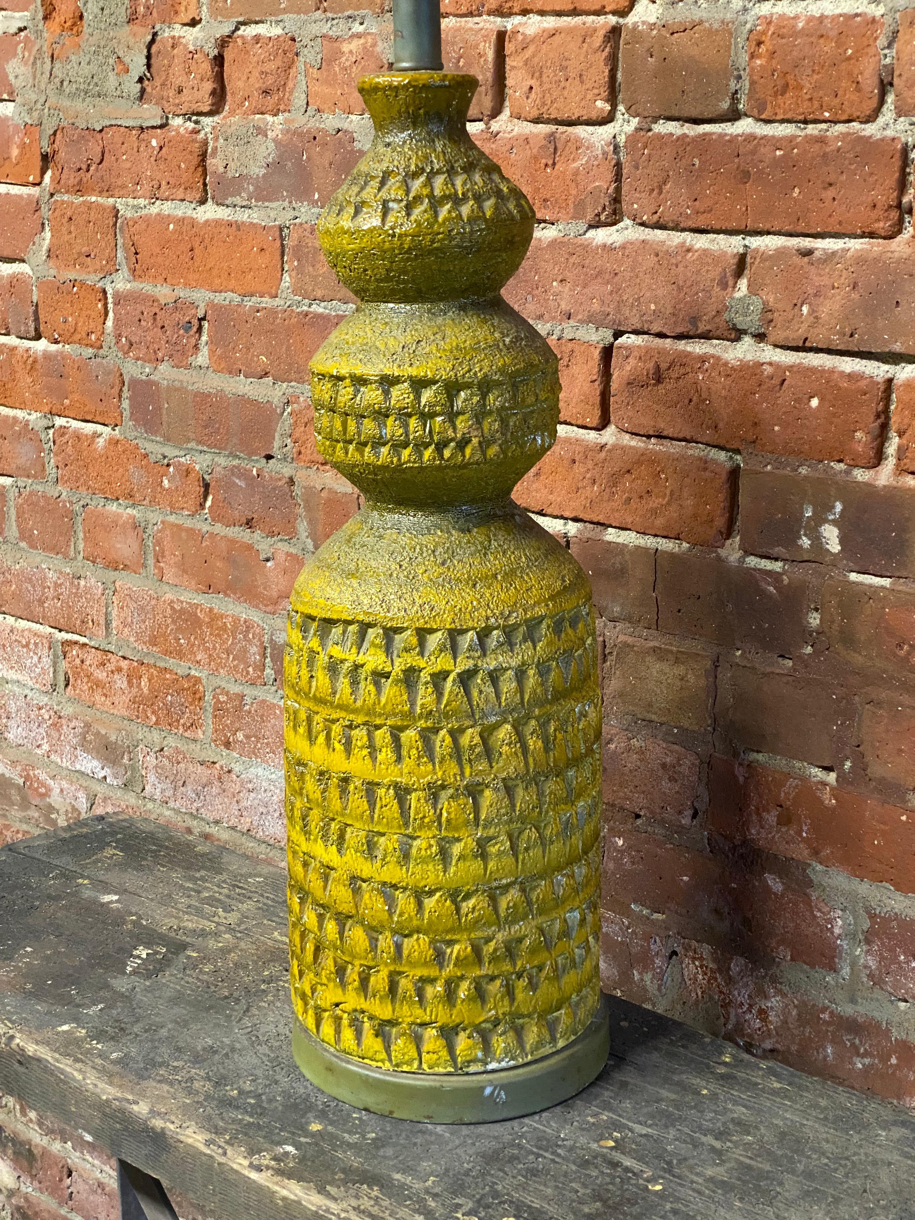 Quartite Creative Corporation Yellow Brutalist Table Lamp 3