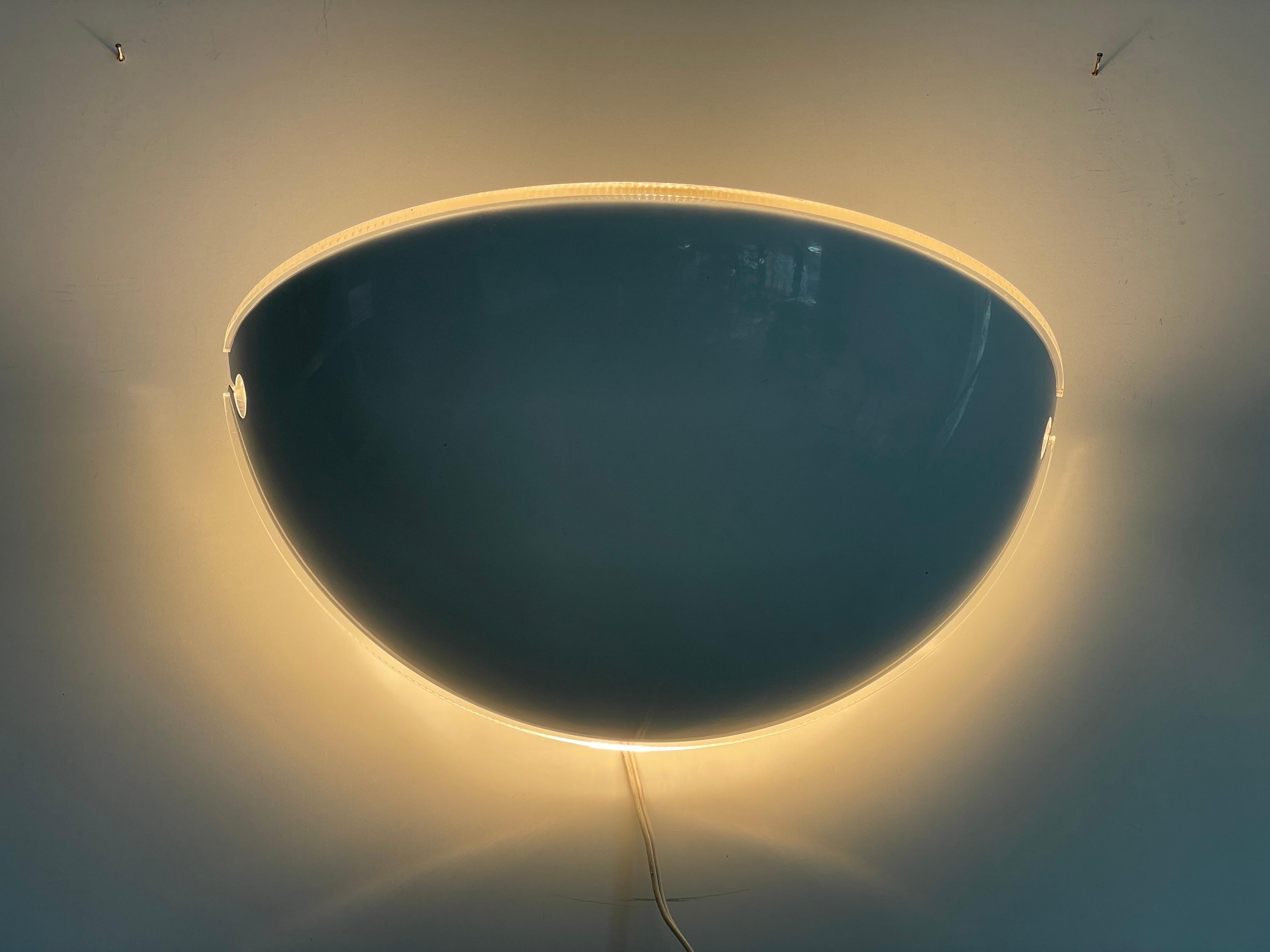 Lampada da parete in plexiglass Quarto Model di Flos, anni '60, Italia in vendita 5