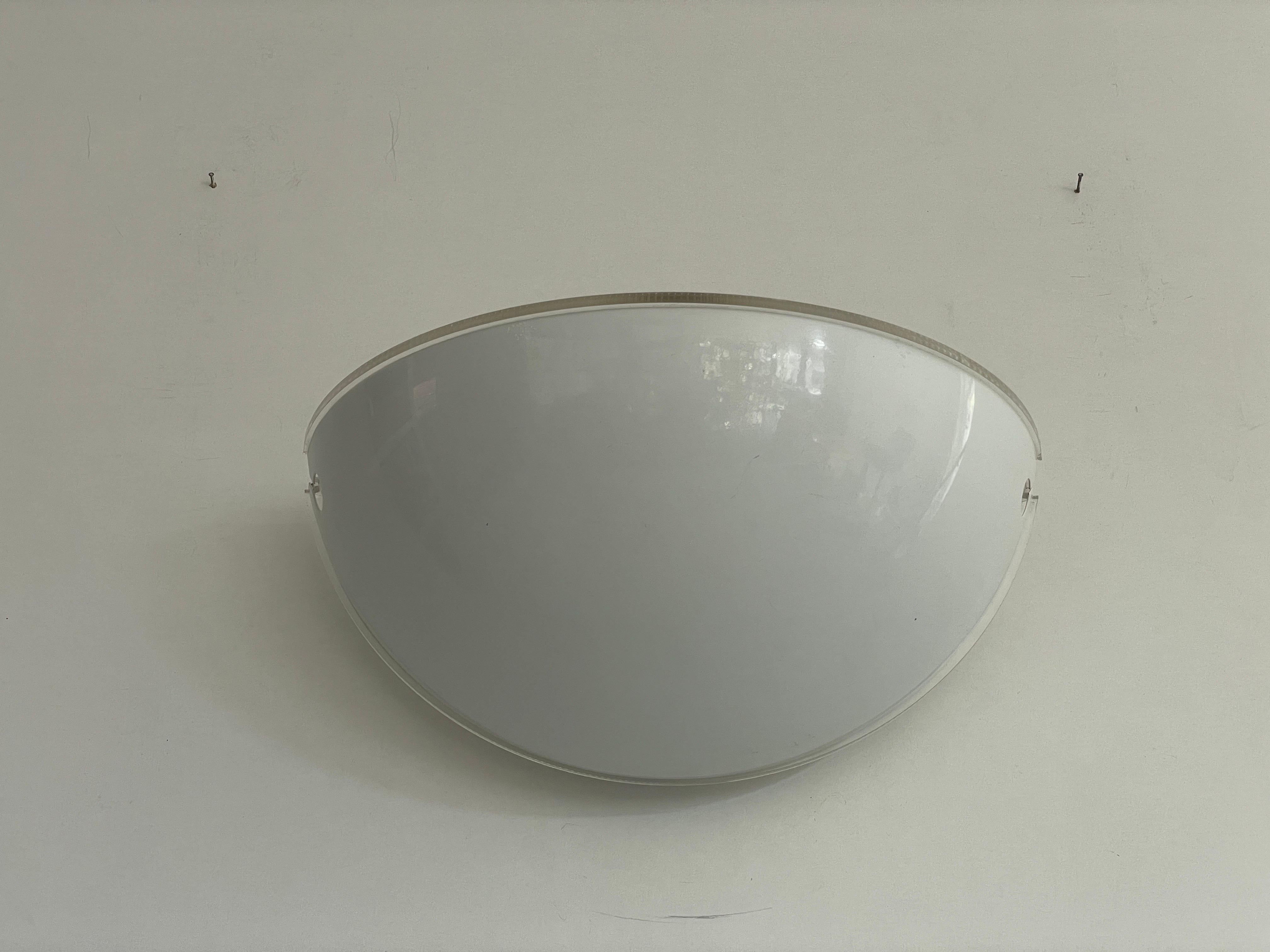 Mid-Century moderno Lampada da parete in plexiglass Quarto Model di Flos, anni '60, Italia in vendita