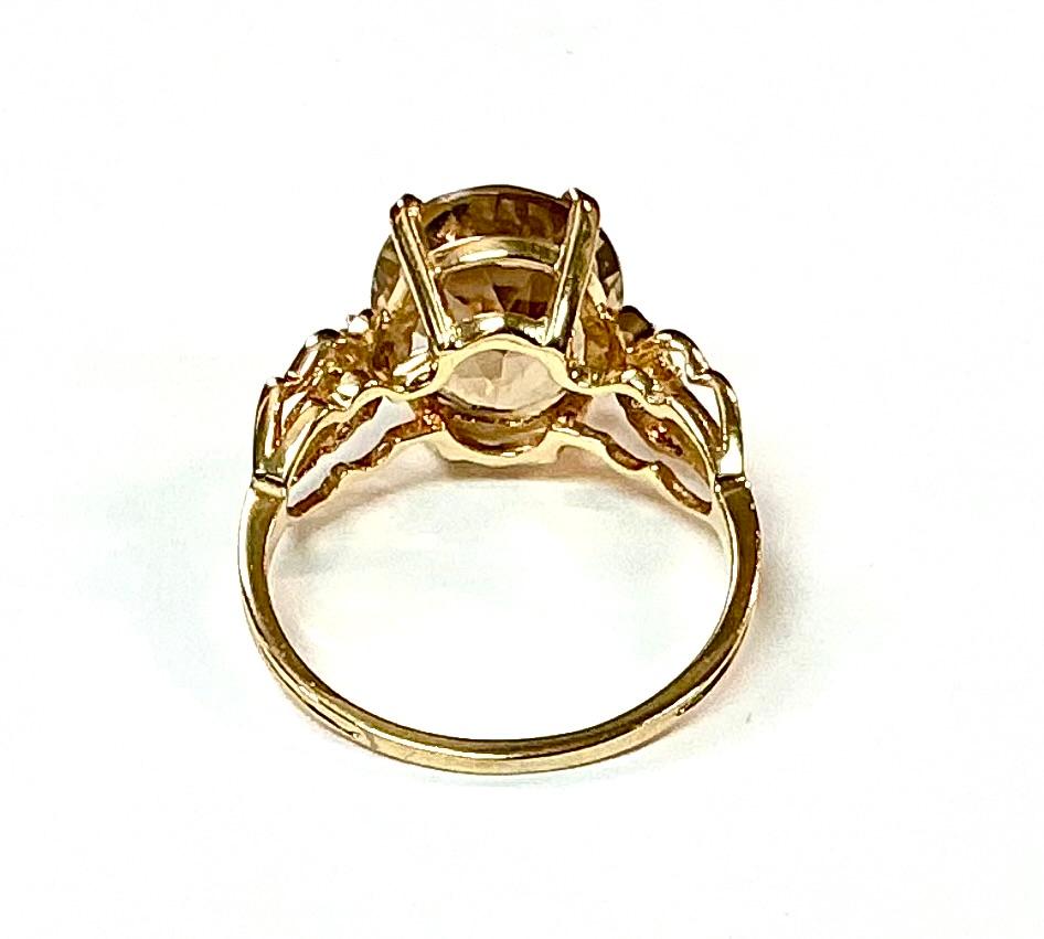 Bague en or jaune 14 carats avec quartz et diamants Pour femmes en vente