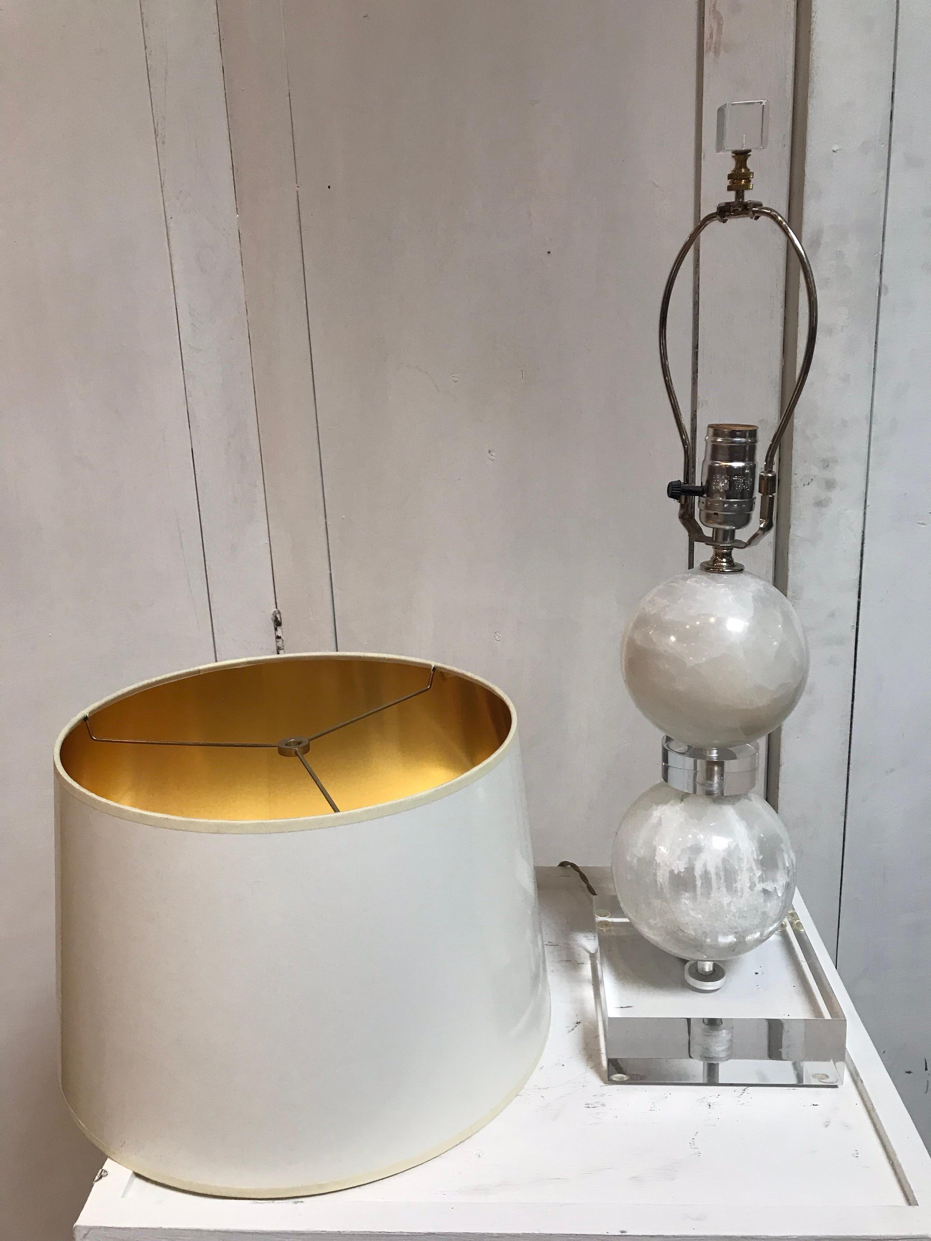 Quartz Ball Lamp In Good Condition For Sale In Dallas, TX