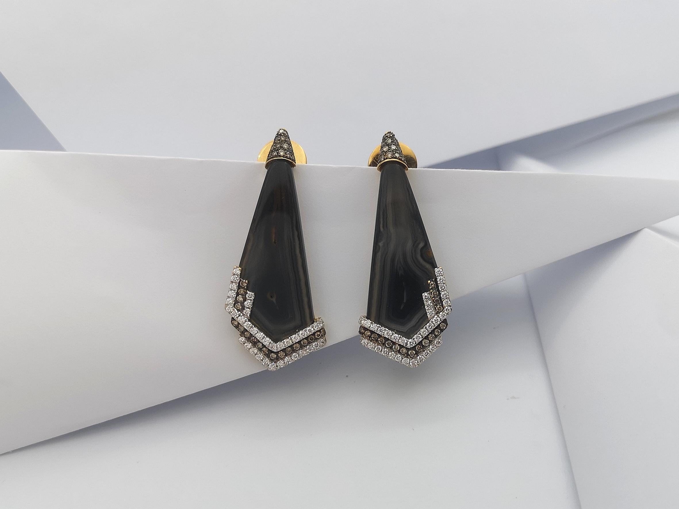 Women's Quartz, Brown Diamond and Diamond Earrings Set in 18 Karat Gold Settings For Sale