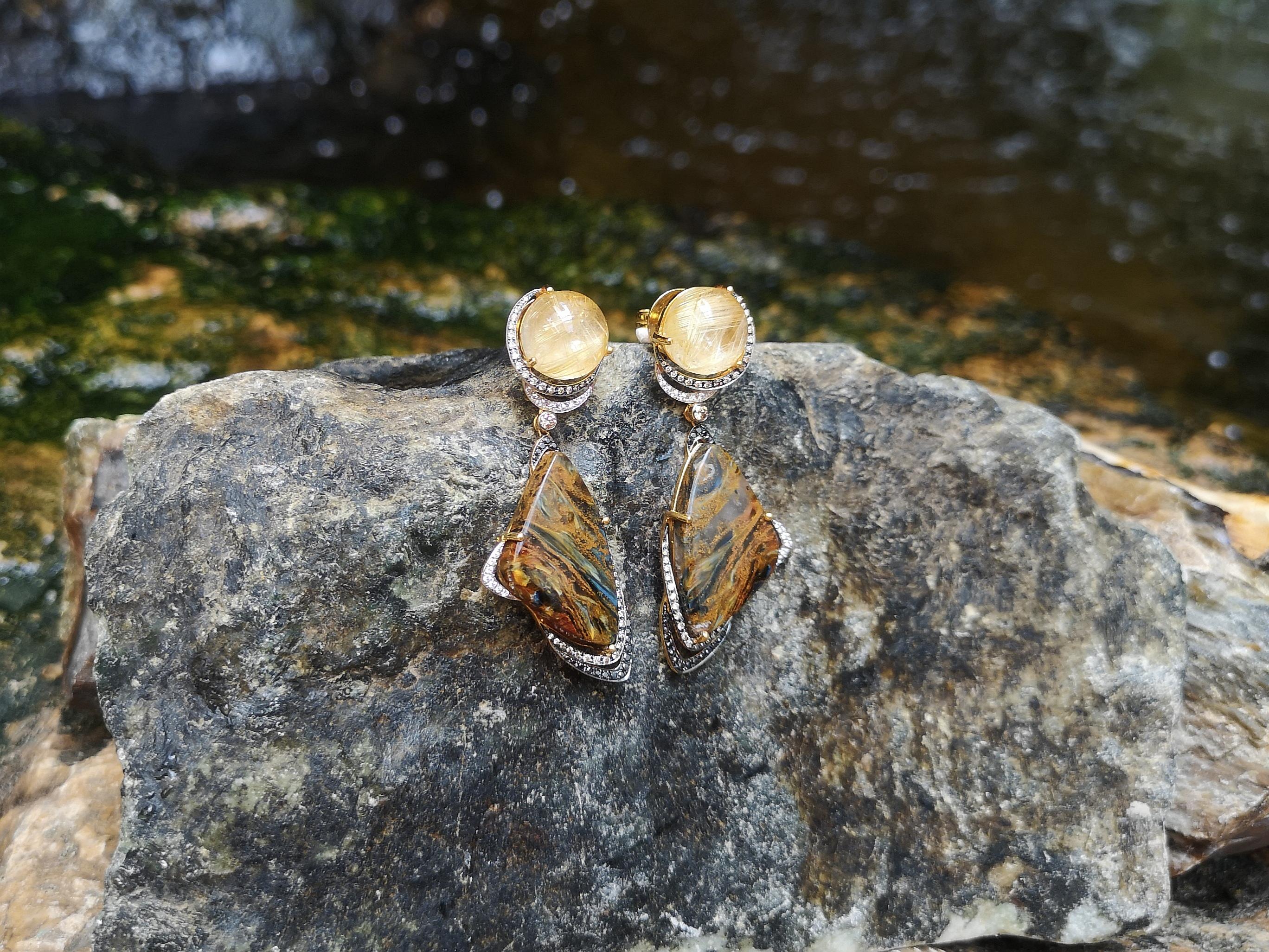 Orecchini con quarzo e diamante marrone in oro 18 carati In condizioni Nuovo in vendita a Bangkok, TH