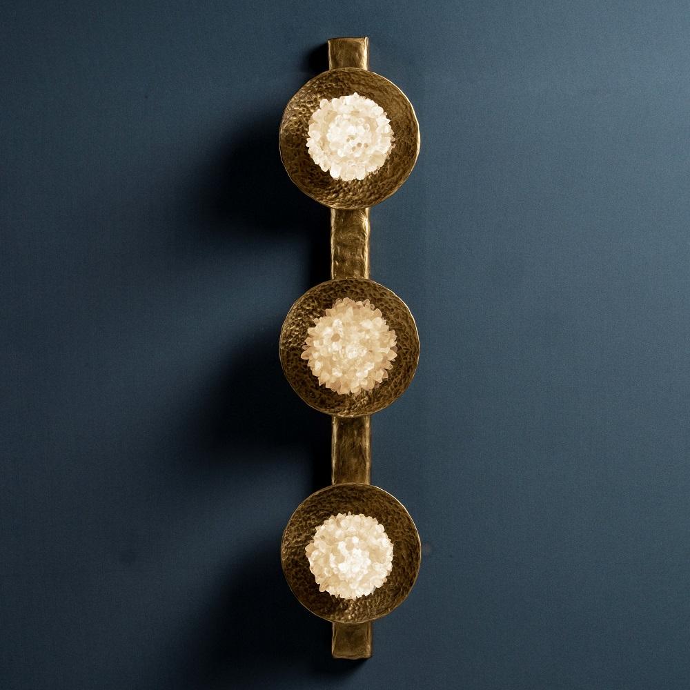 Quartz and Bronze Wall Light II by Aver
Dimensions: W 18 x D 16 x H 80 cm
Materials: Natural rocks, high-quality cut crystals, jewelry chains, hand blown glass, other.
Also available: matte black, rustic silver, oxidized graphite, and rustic