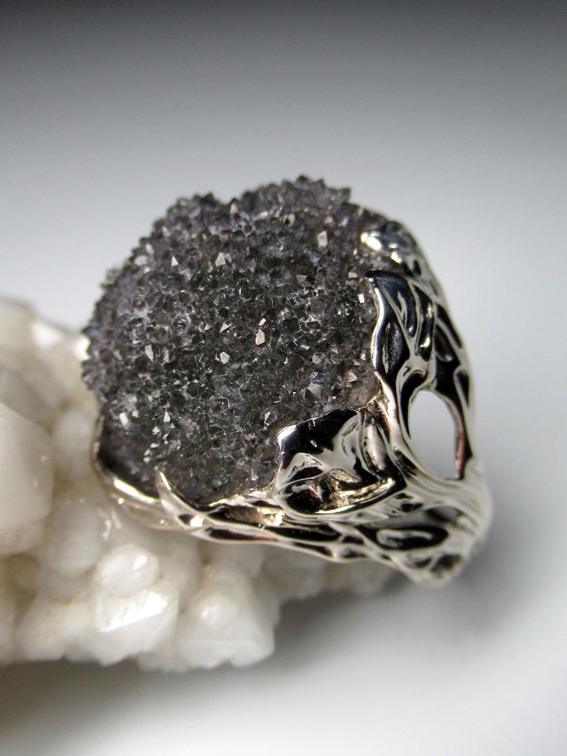 Quartz Crystal Gold Ring Charcoal Black Panther Style Uncut Stone Unisex In New Condition For Sale In Berlin, DE