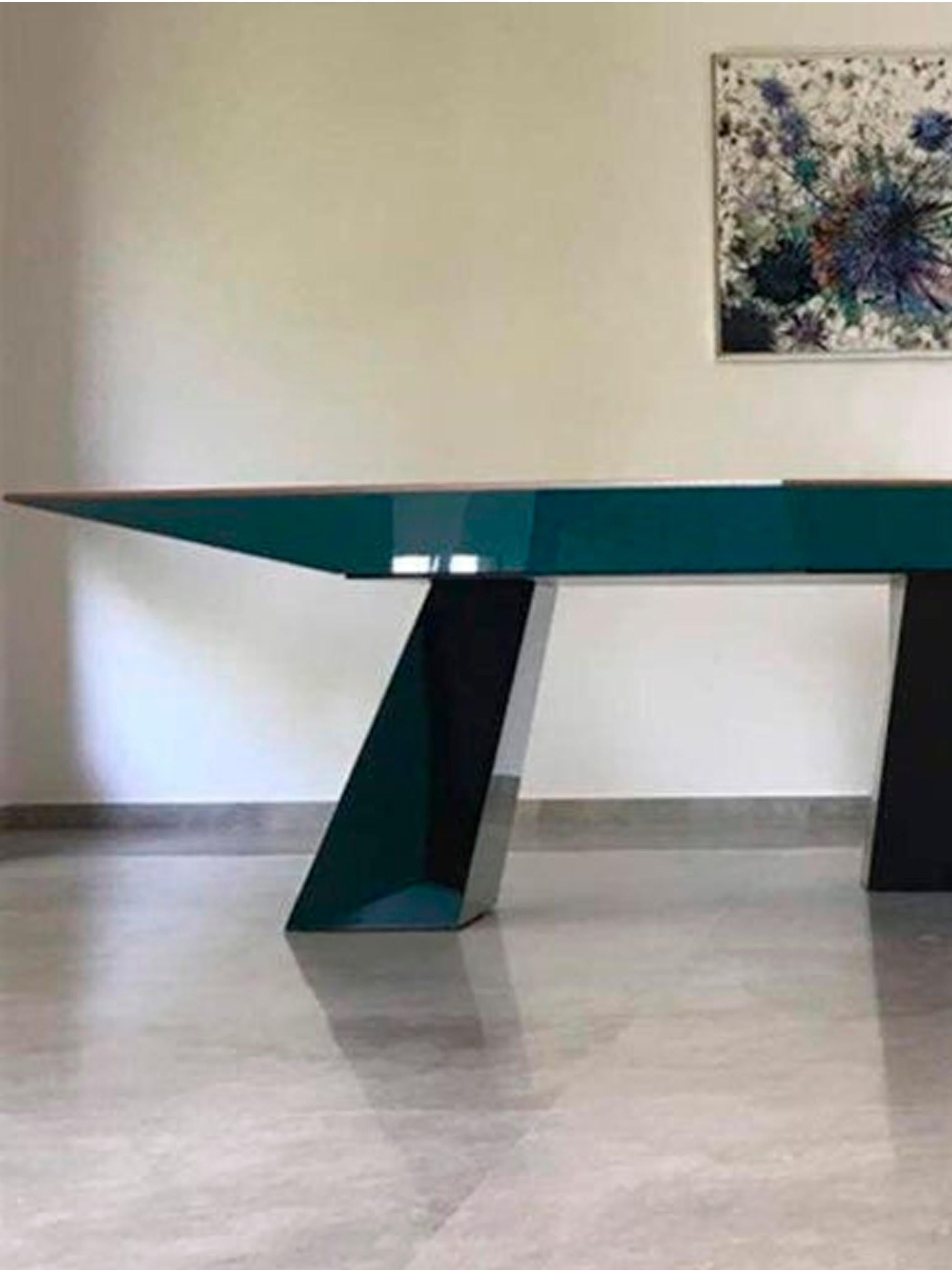 XXIe siècle et contemporain Table de salle à manger en teck de Birmanie, métal et acier inoxydable en vente