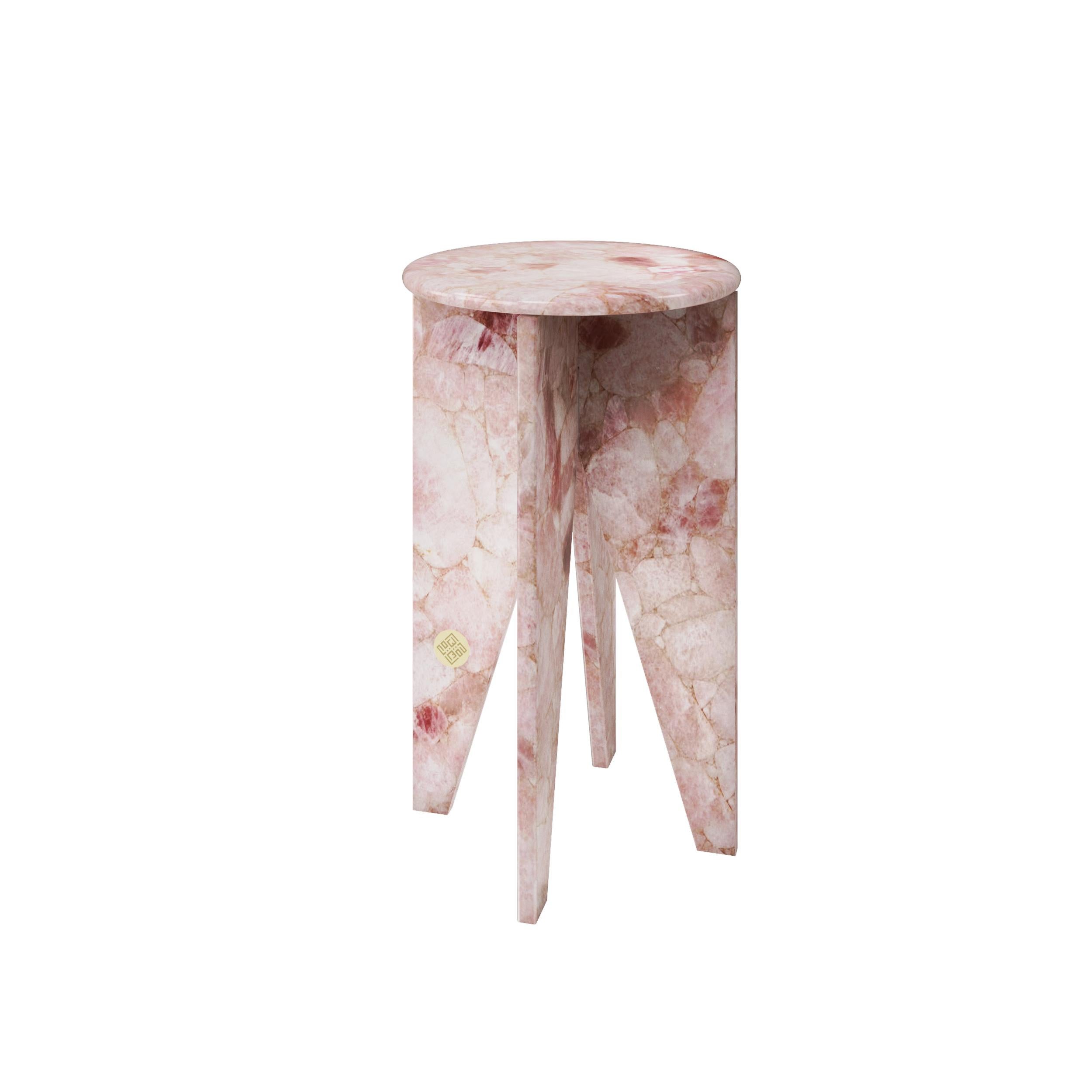 Quartz eli baby love side table handsculpted by Element&Co
Dimensions: 35 Ø x 60 cm
Materials: Rose quartz, Precious stone 

elementandco is a multidisciplinary studio based in Madrid, created by French-Spanish designer Sasha Sanchez and