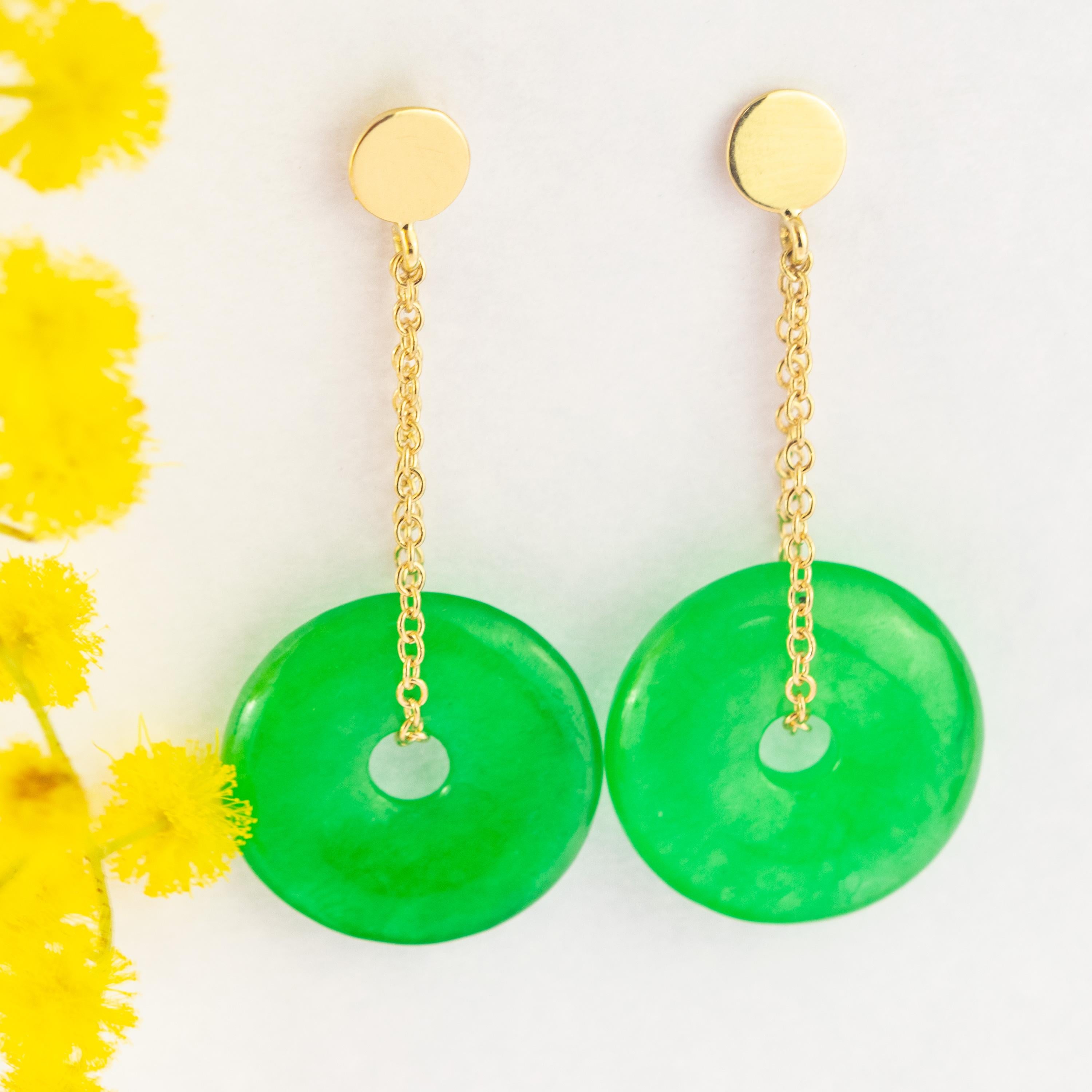 Donna Orecchini fatti a mano in quarzo Greene & Greene, oro 18 carati, a catena, con pendenti da cocktail in vendita