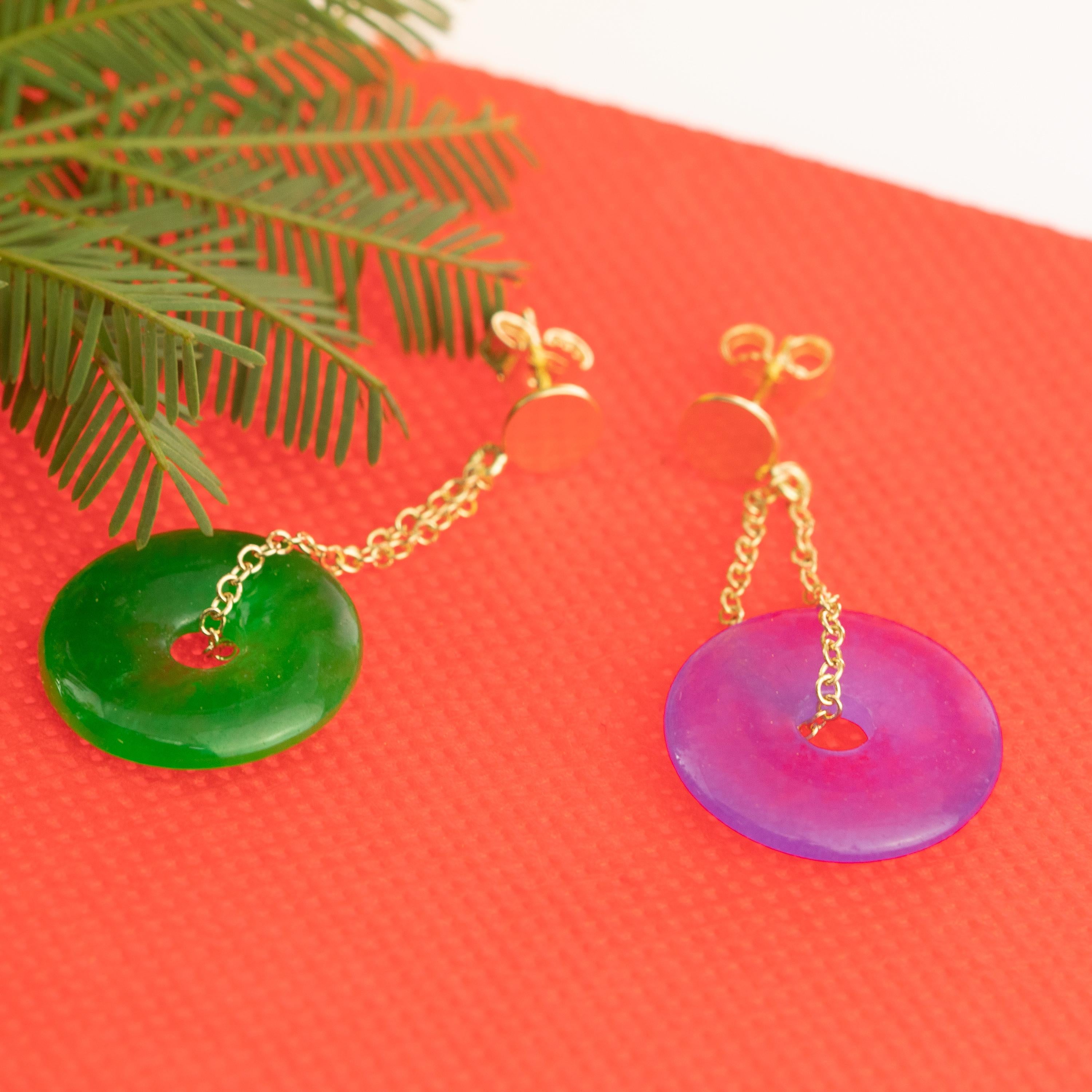 Round Cut Quartz Green Purple Donut 18 Karat Gold Chain Cocktail Chic Drop Dangle Earrings For Sale