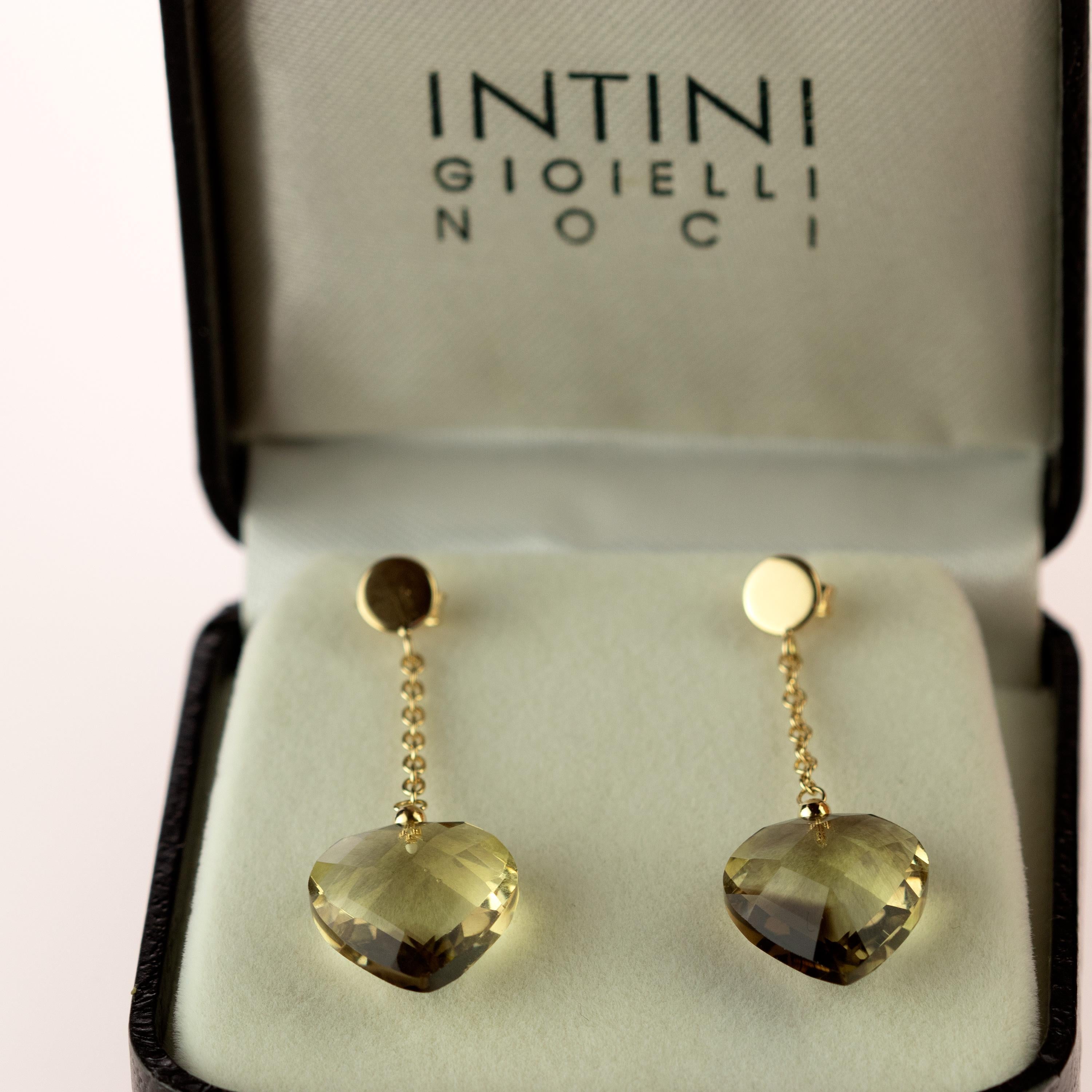 Pendants d'oreilles cocktail en or jaune 18 carats avec pendentif en forme de cœur en quartz en vente 4