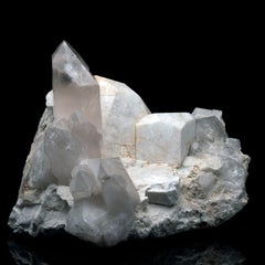 Sculpture en quartz et feldspath, spécimen naturel du Pakistan, 2010+.