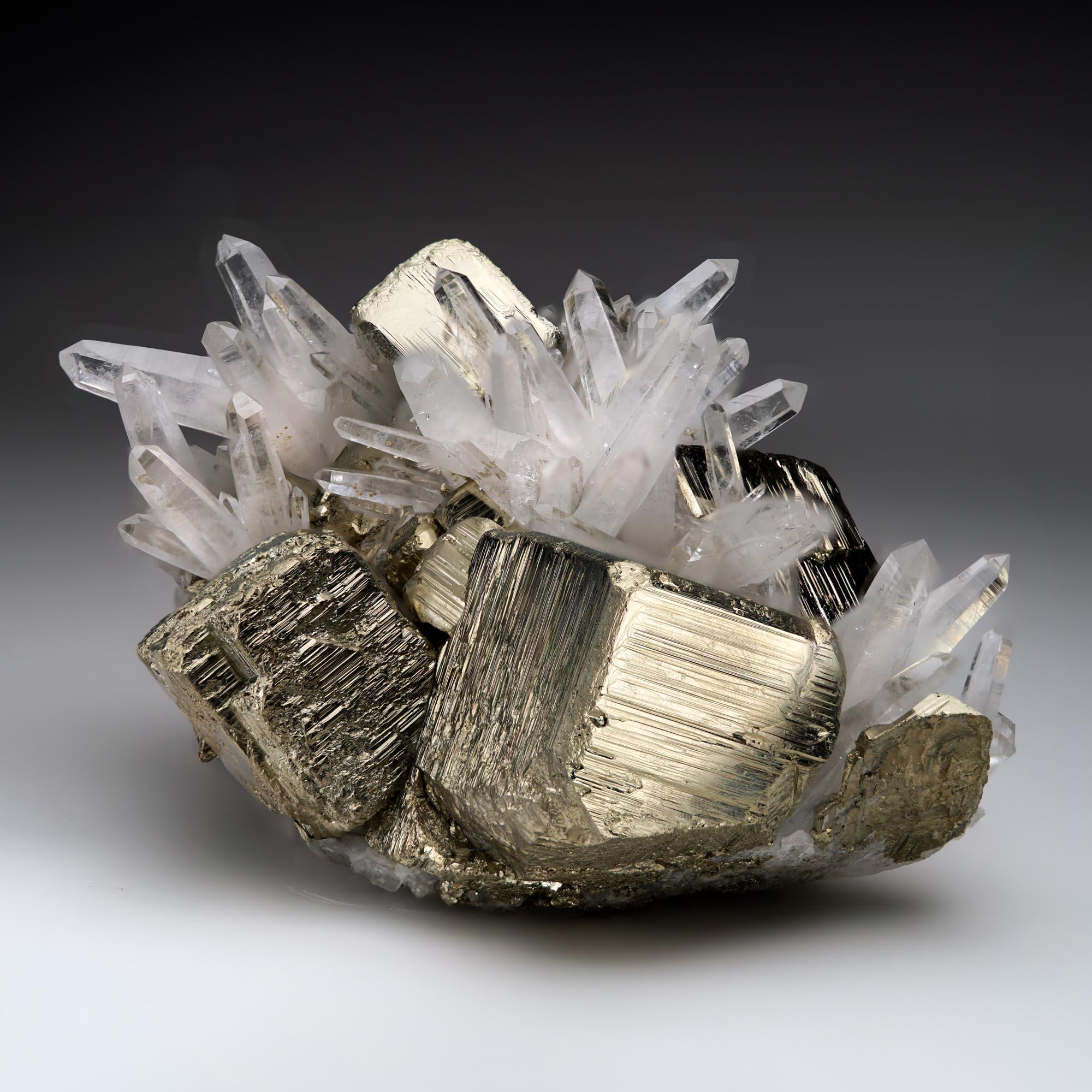 Quarz auf Pyrit aus Peru im Zustand „Neu“ im Angebot in New York, NY