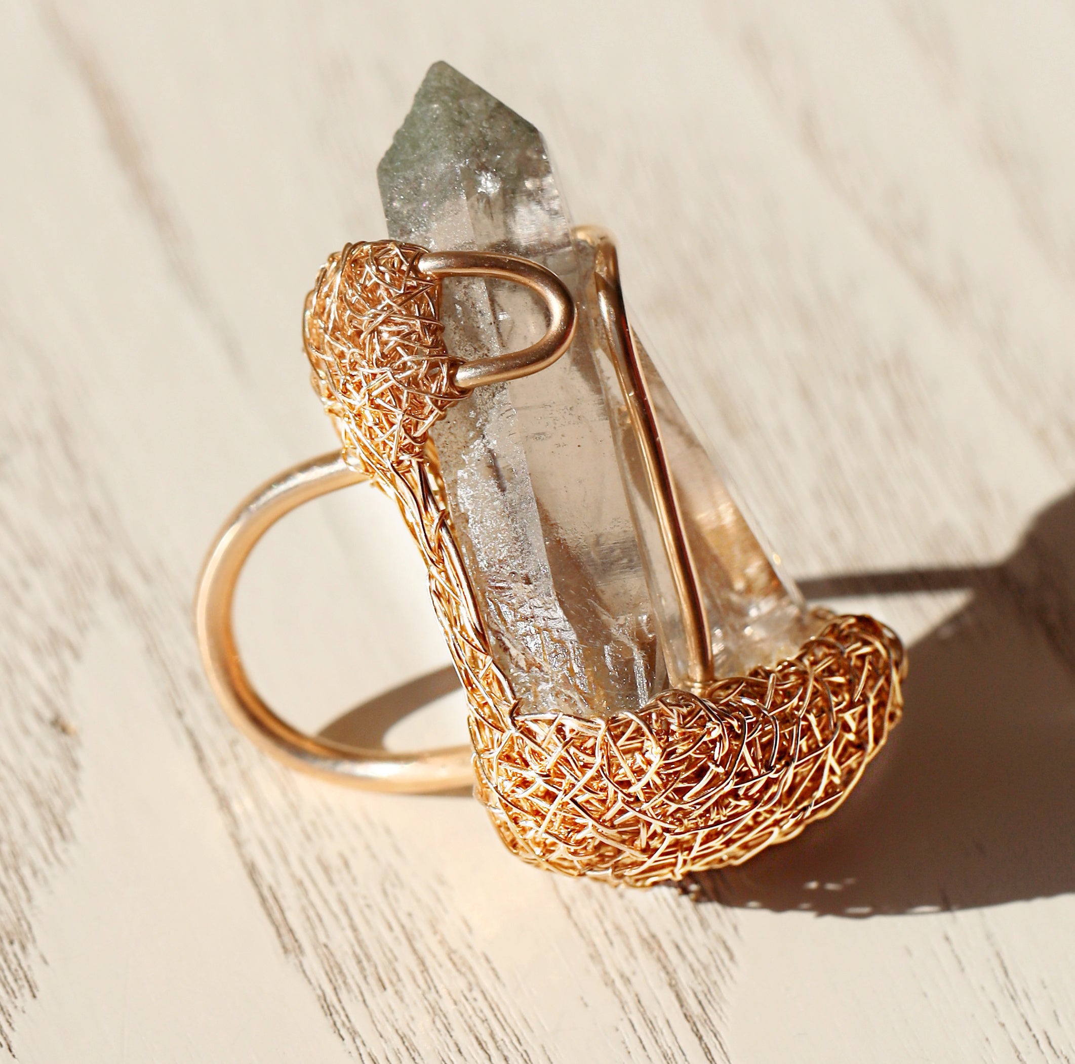 Anillo de Cóctel y Declaración Único de Cuarzo