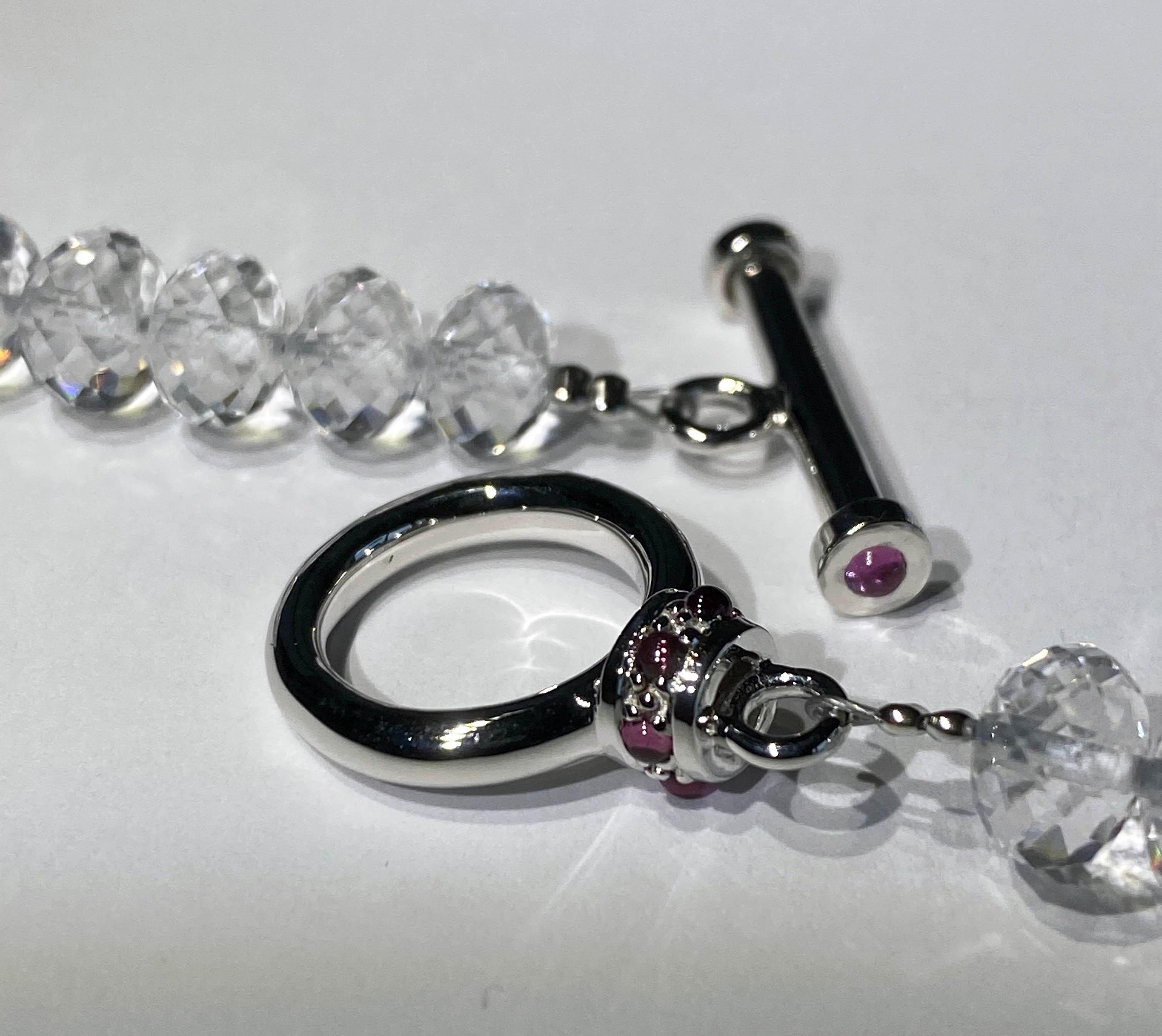 Quartz Rondelle Necklace with Silver T-Bar Clasp For Sale 3