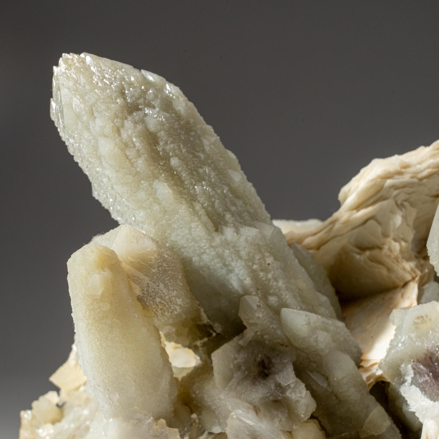 Quartz with Calcite from Chifeng, Inner Mongolia, China In New Condition For Sale In New York, NY
