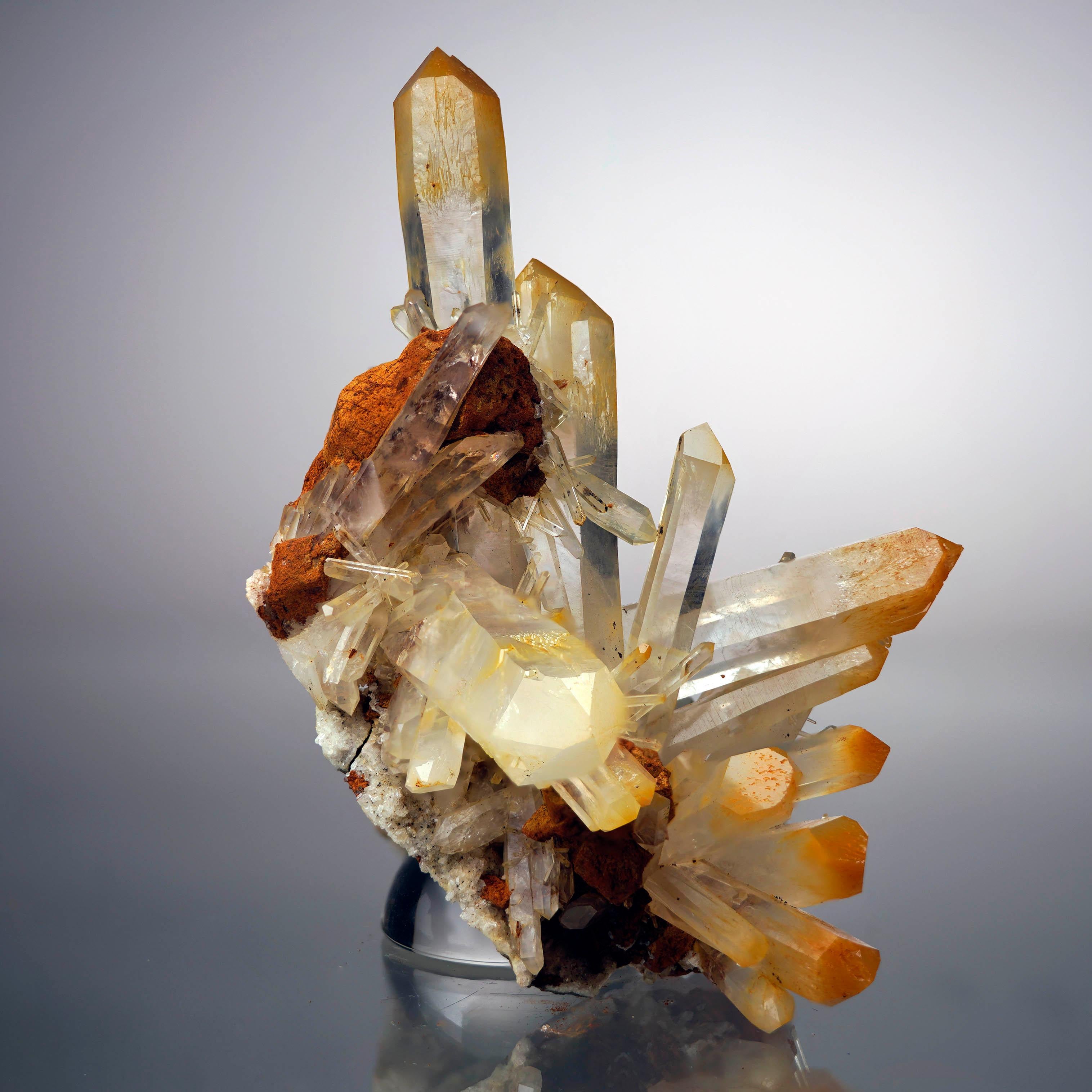 Quartz With Halloysite (Natural Mango Quartz) From Colombia – 283 Grams In New Condition For Sale In New York, NY