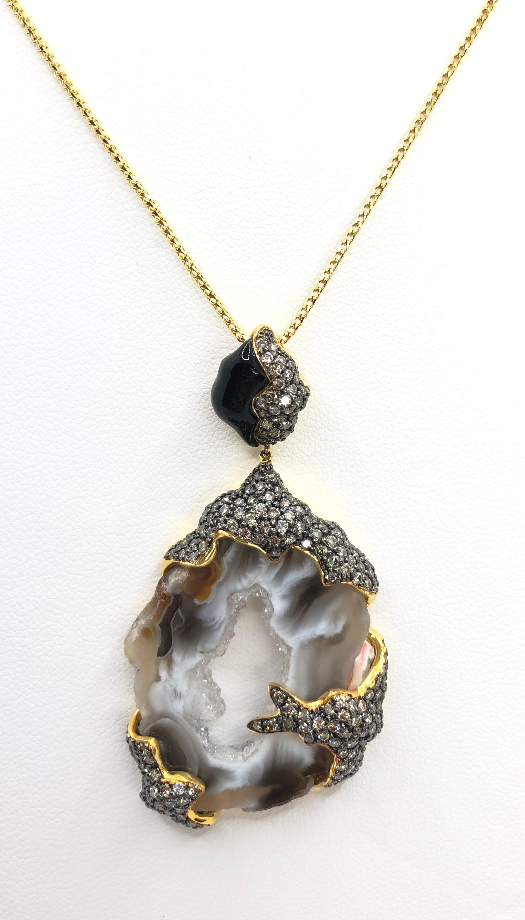 Contemporary Quartz with Onyx and Brown Diamond Pendant Set in 18 Karat Gold Settings For Sale