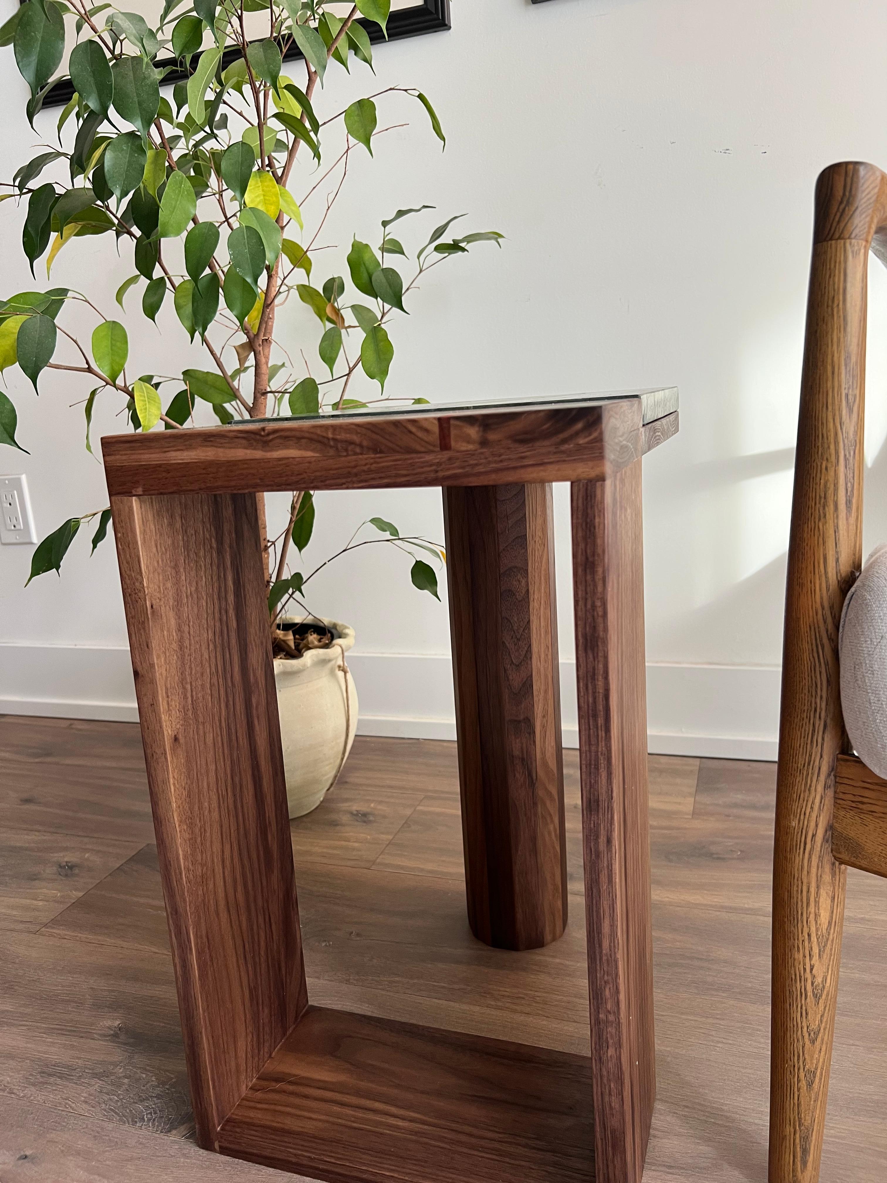 Quartzite and Walnut Side Table For Sale 7