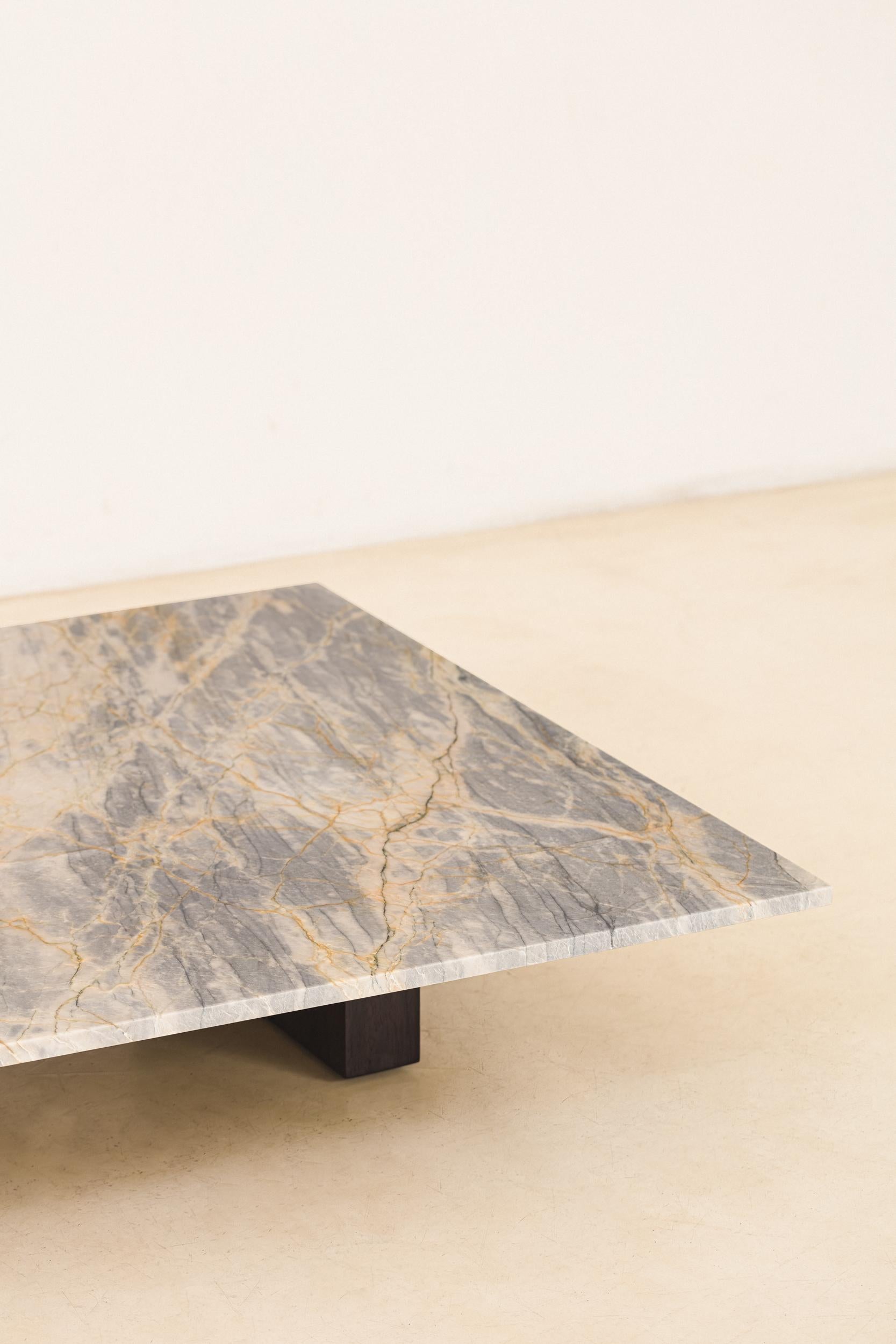 Table basse en quartzite par Celina Decorações, Brésil du milieu du siècle, années 1960 Bon état - En vente à New York, NY