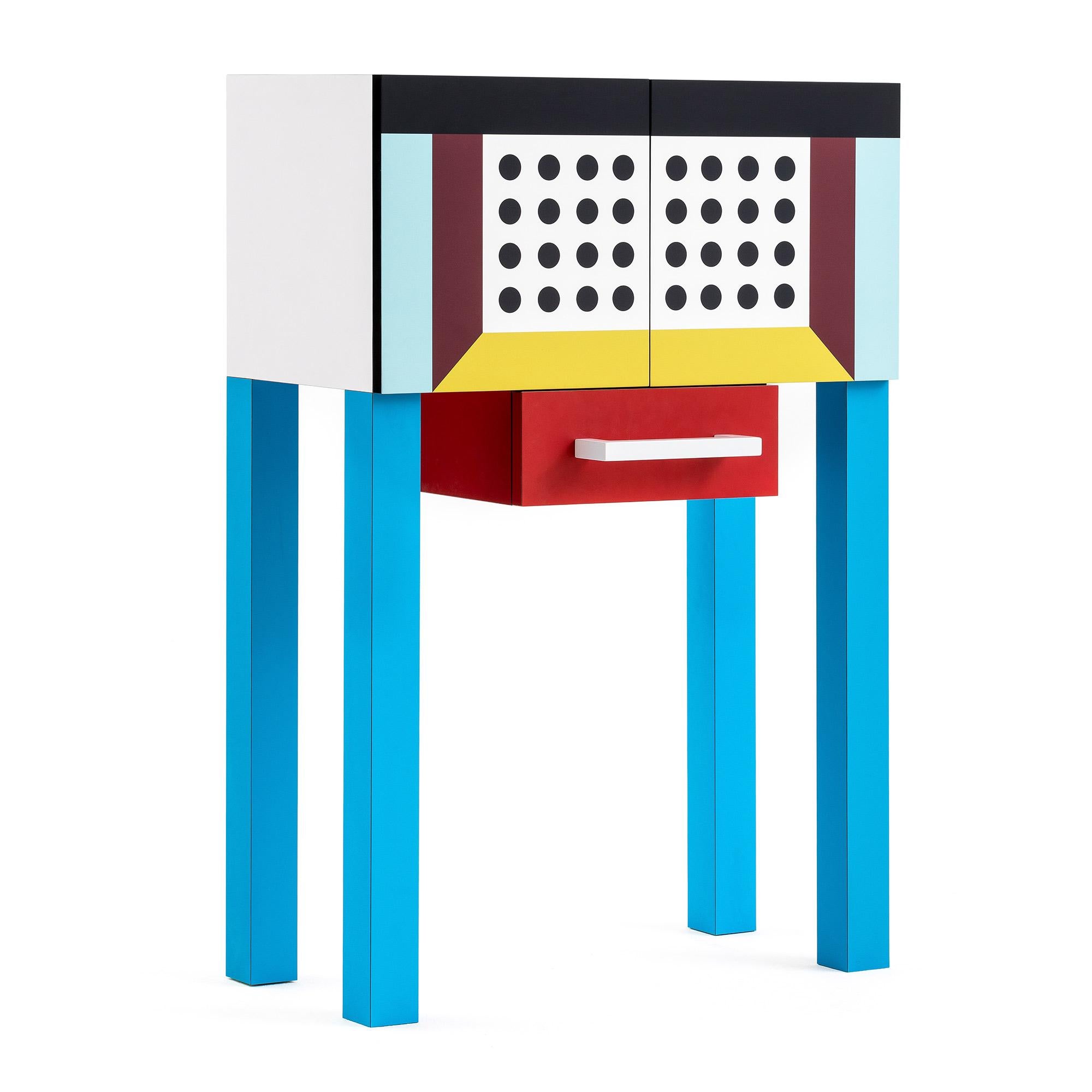 QUARZO cupboard in wood by Nathalie Du Pasquier by Post Design collection/Memphis

The product is purchased with authenticity certificate and guarantee stamp.

Additional Information:
Cupboard with draw in painted wood, structure and top in