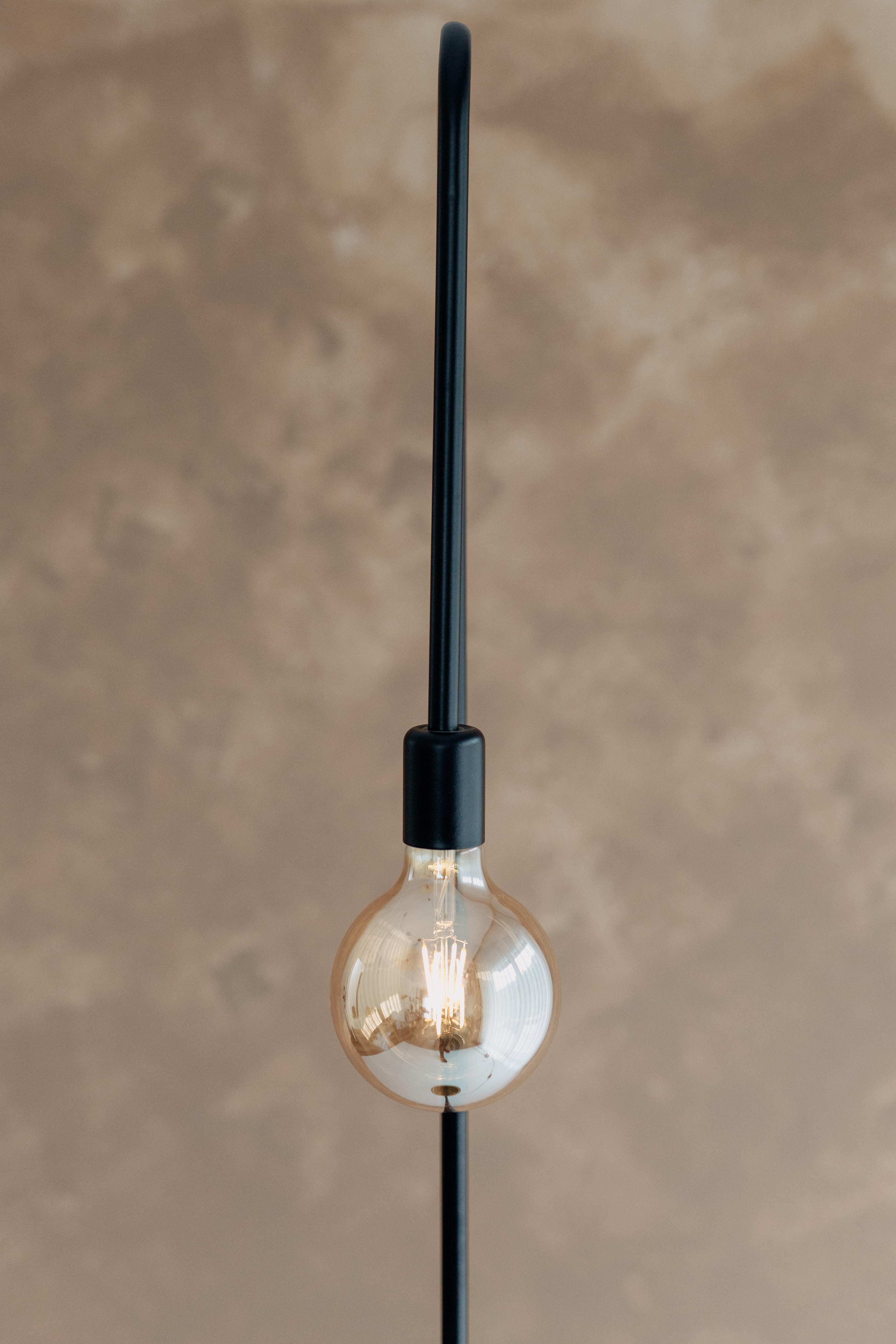 Stehlampe „Quasimodo“ von Studio Laf im Angebot 8