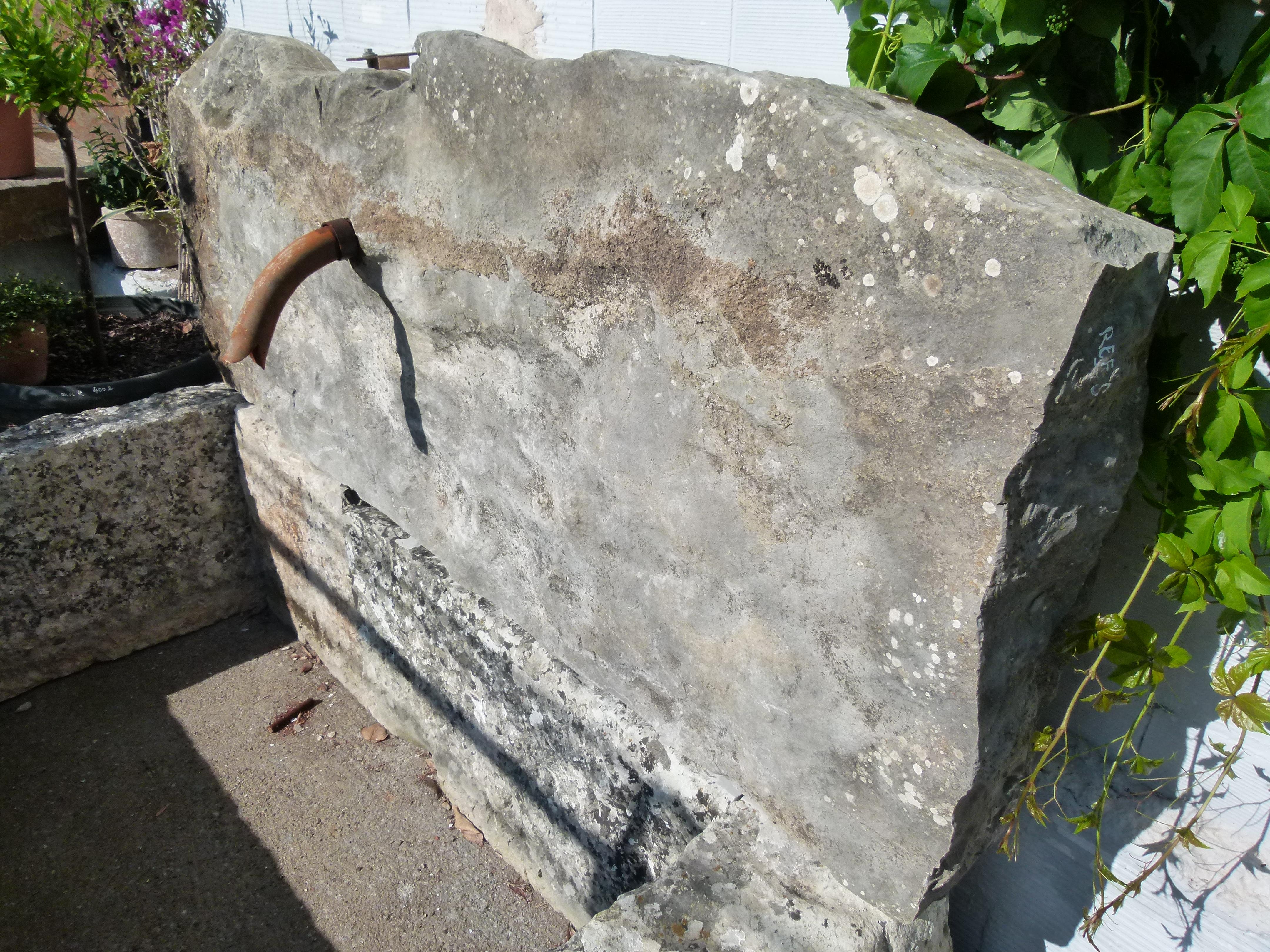 20th Century Assembled Fountain with Quaternary Limestone from Portugal 7