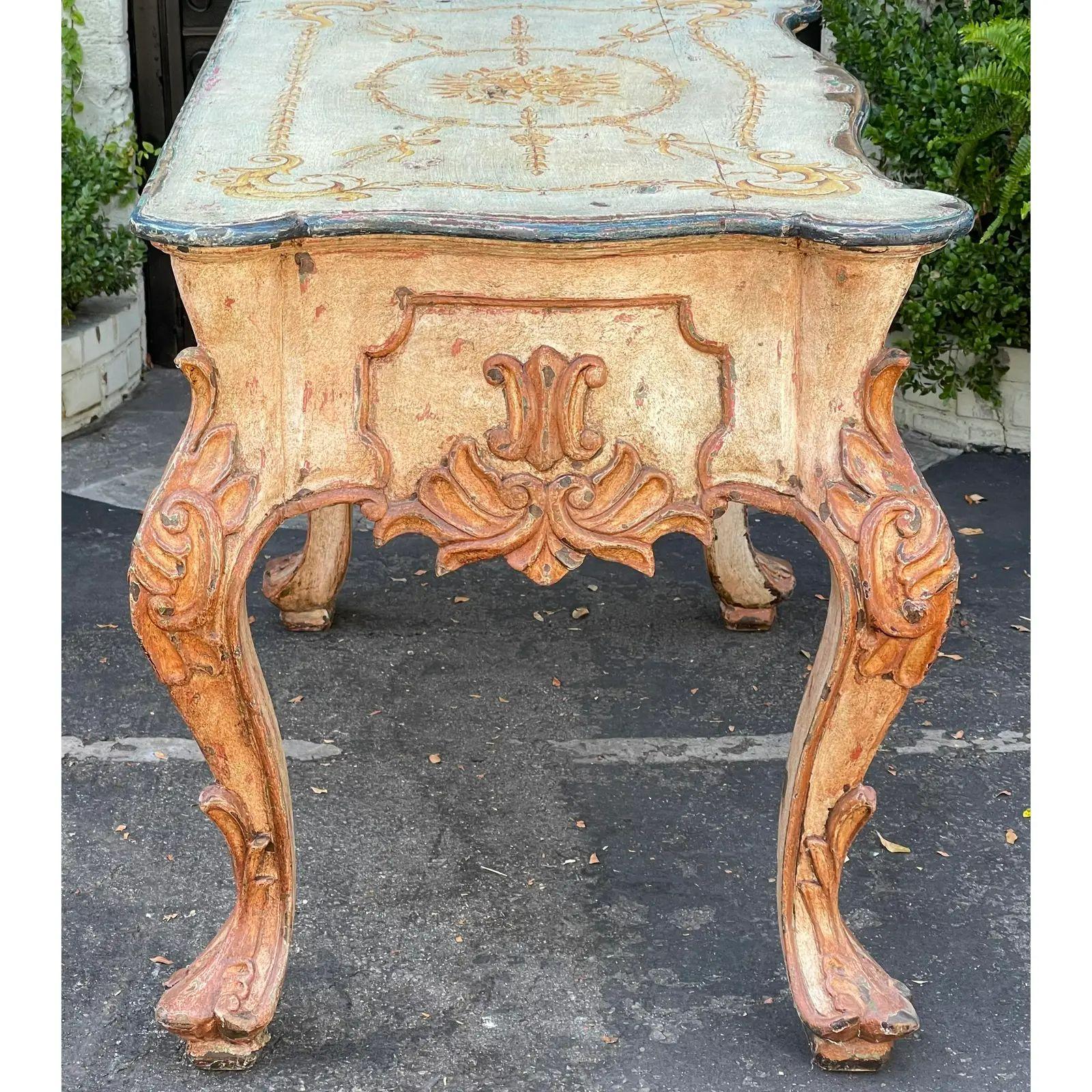 20ième siècle Quatrain pour Dessin Fournir table sculptée à décor de peinture italienne de style vénitien en vente