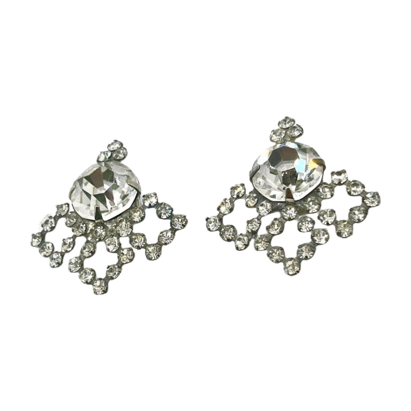 Quatrefoil Clear CZ Pierced Earrings, Renaissance Resurgence, Late 20th century In Good Condition For Sale In Lynnwood, WA
