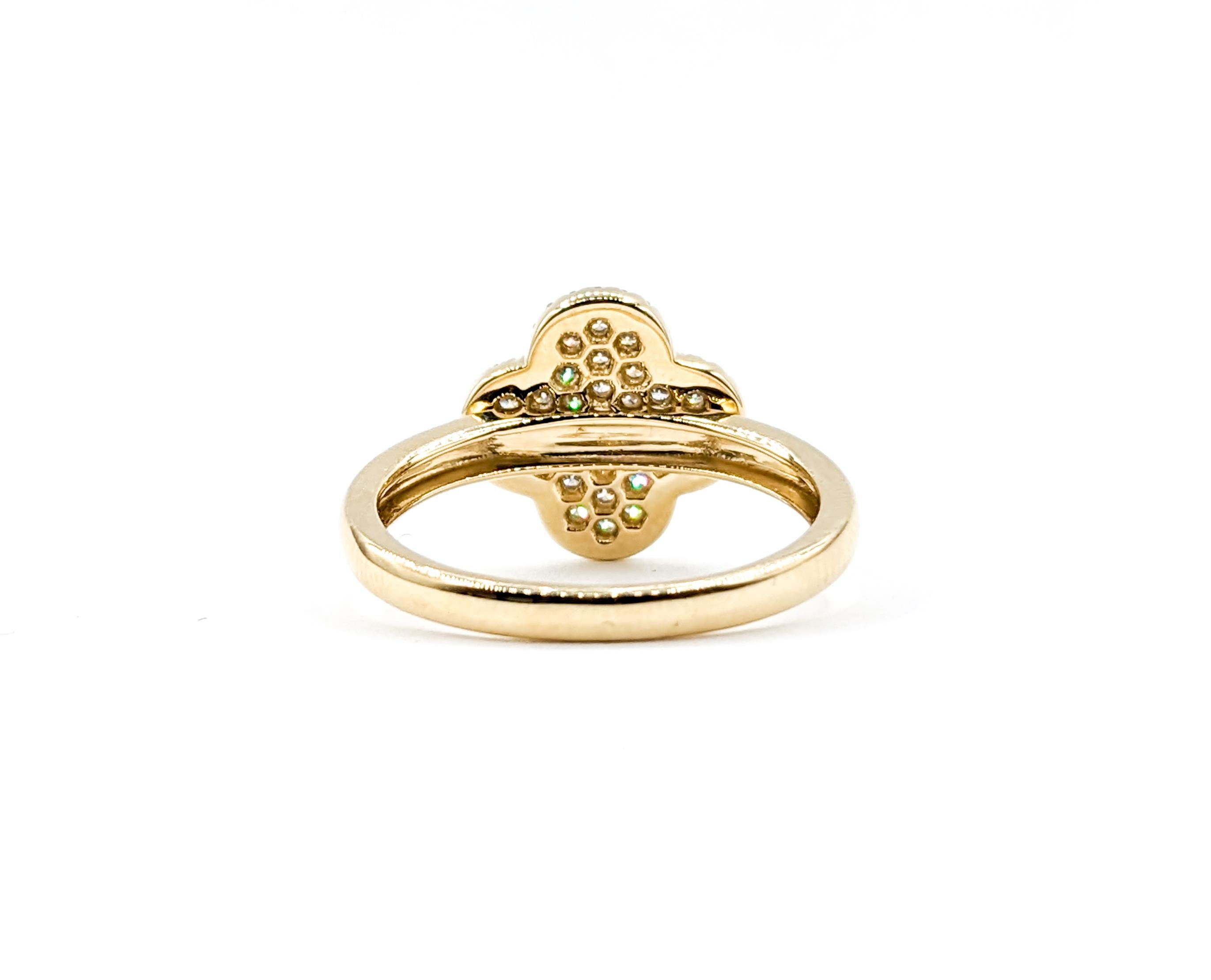 Gelbgold-Diamantring mit Quatrefoil 1