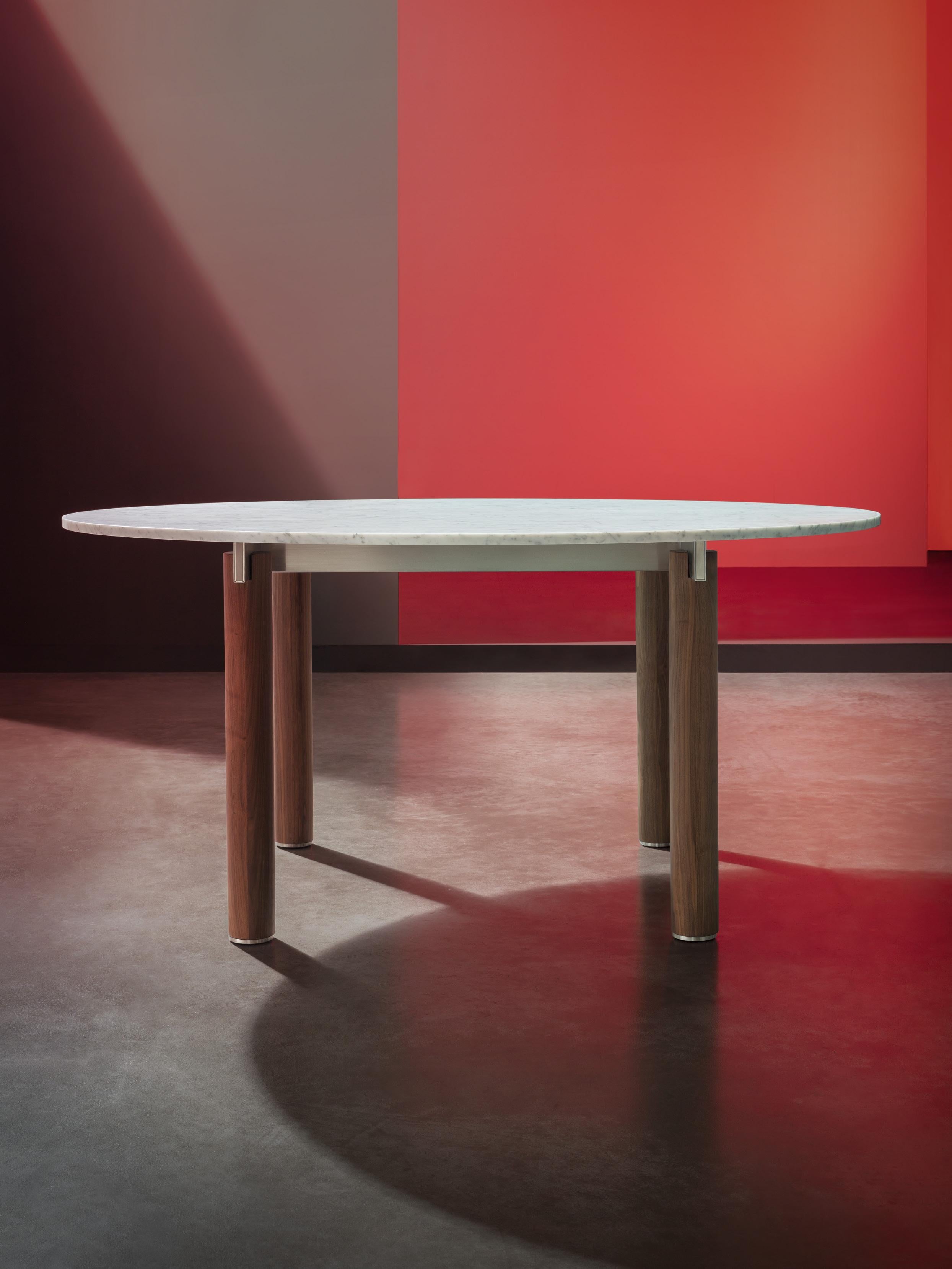 Quattro Gambe, Dining Table System, Designed by Francesco Faccin In New Condition For Sale In Varedo, IT