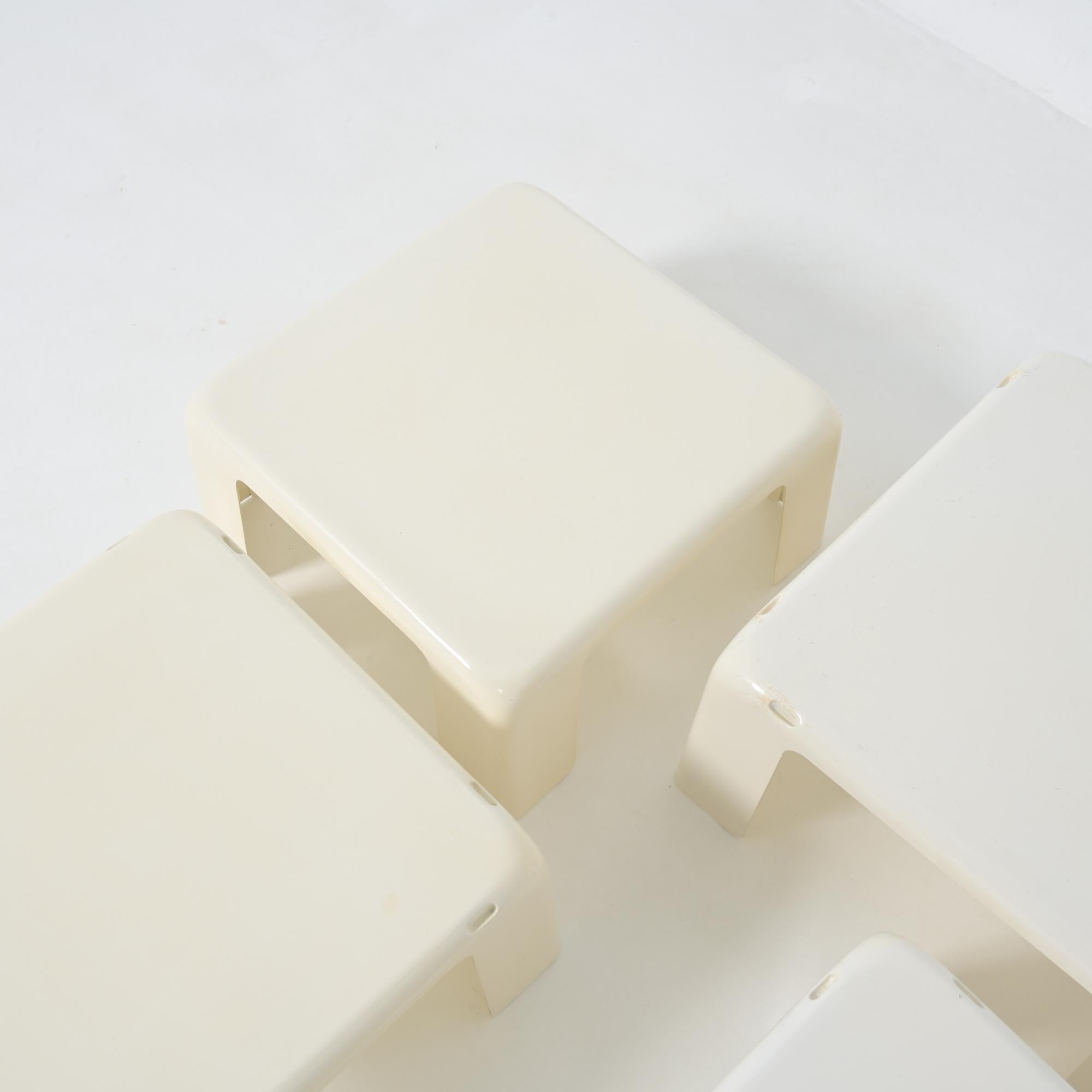 Plastic Quattro Gatti by Mario Bellini for C&B Italia For Sale