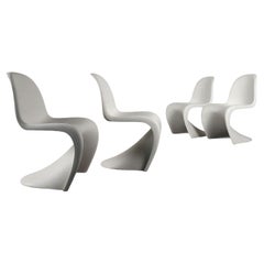 Cuatro 'Panton Chairs' de Verner Panton para Vitra blanco 80s-90s
