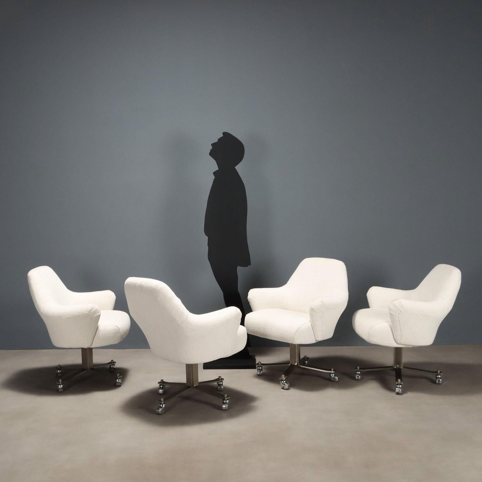 Mid-Century moderno Quattro Poltrone 'Dolly' Formanova anni 60-70 in tessuto bianco in vendita