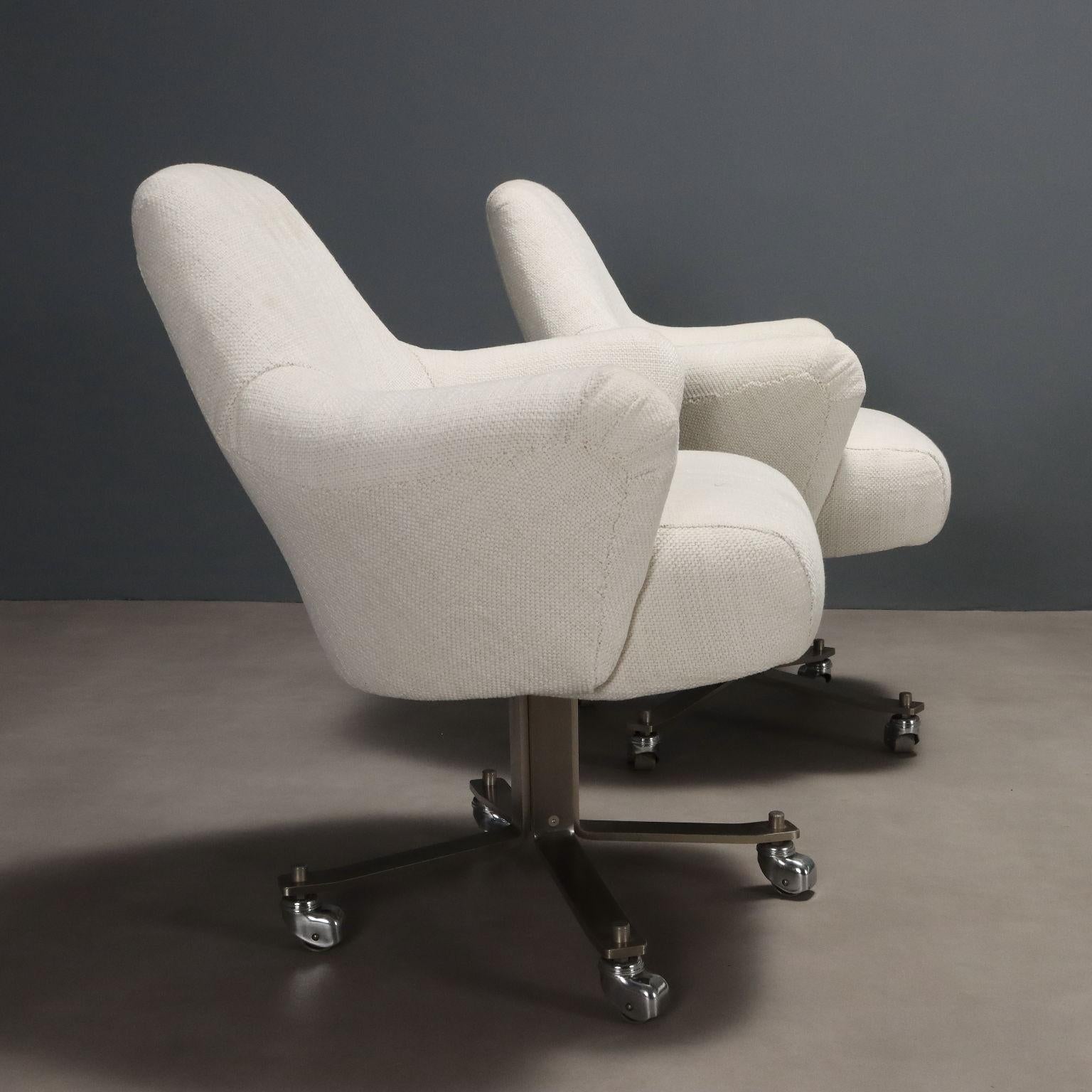 Italian Quattro Poltrone 'Dolly' Formanova anni 60-70 in tessuto bianco in vendita