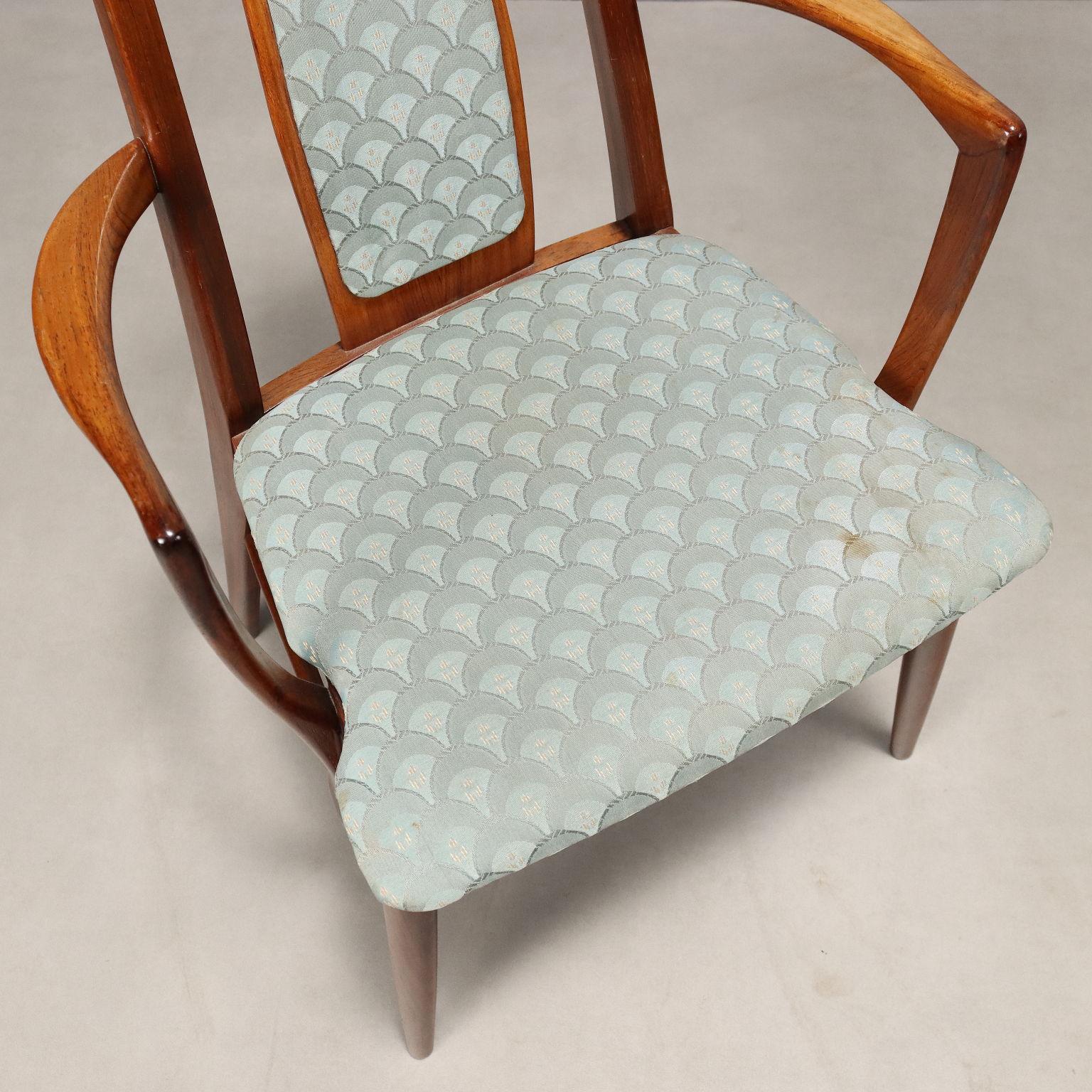 Quatre chaises 1960, fabrication nord-européenne en vente 1