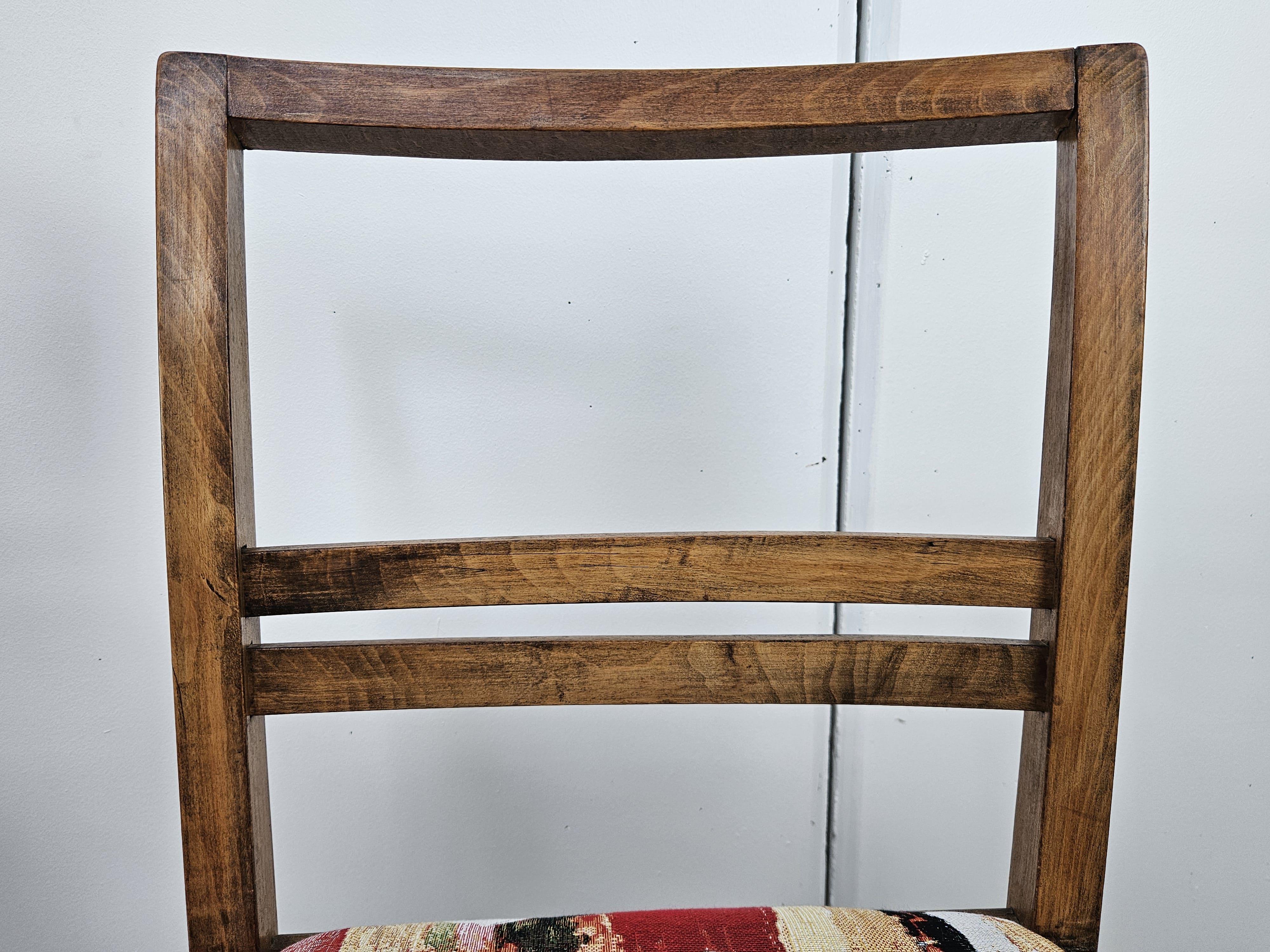 Quattro sedie Art Decò in noce per sala da pranzo, 1940 2