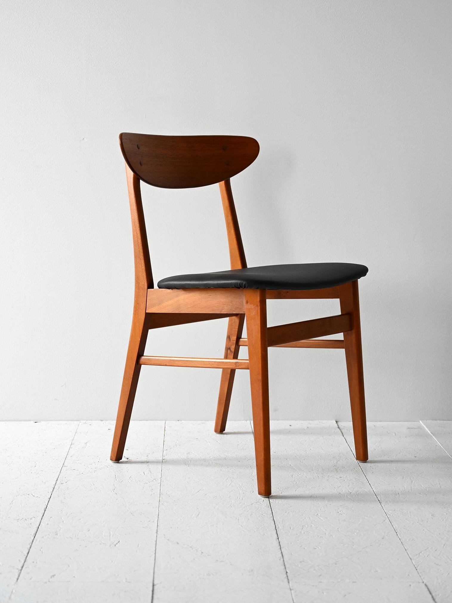Danish Quatre chaises vintage danoises en teck Farstrup en vente
