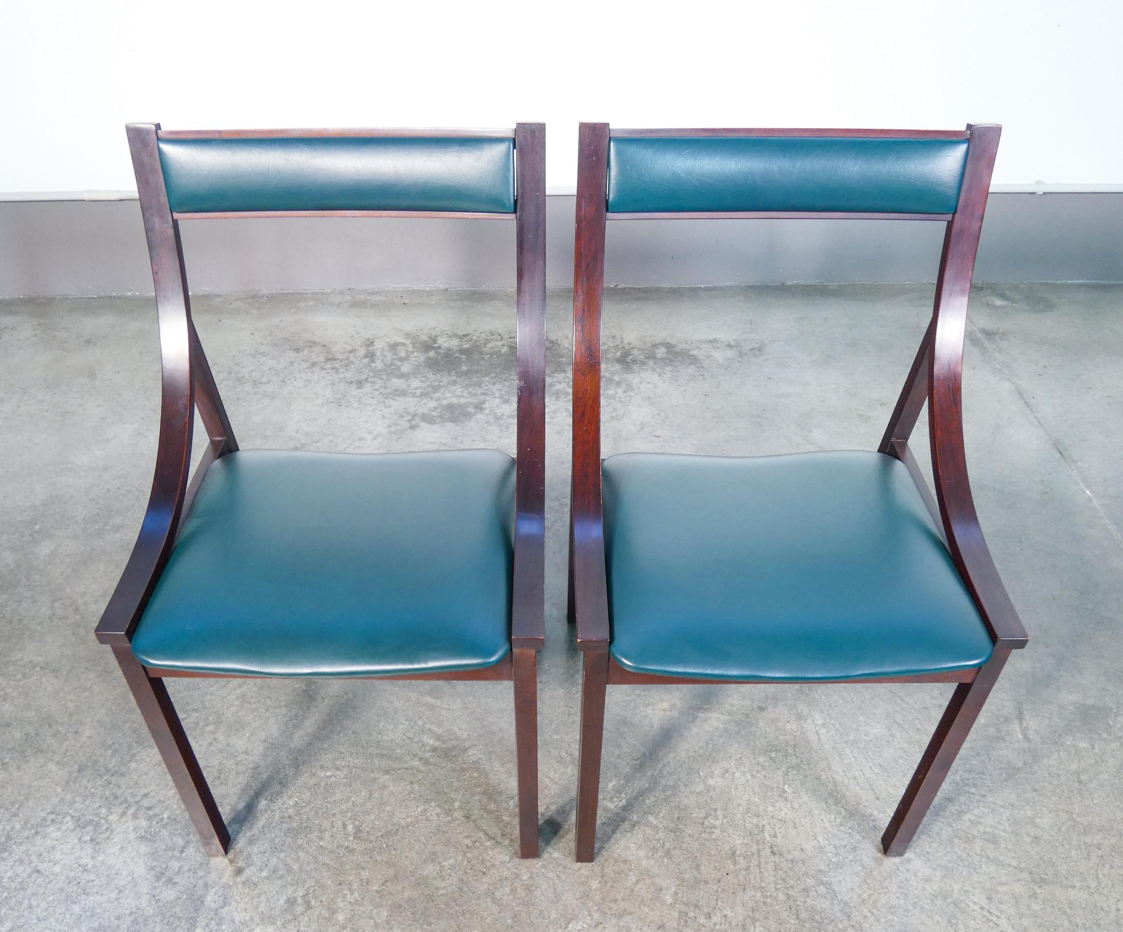 Four chairs designed by Carlo DE CARLI for SORMANI. Italy, 1960s For Sale 6