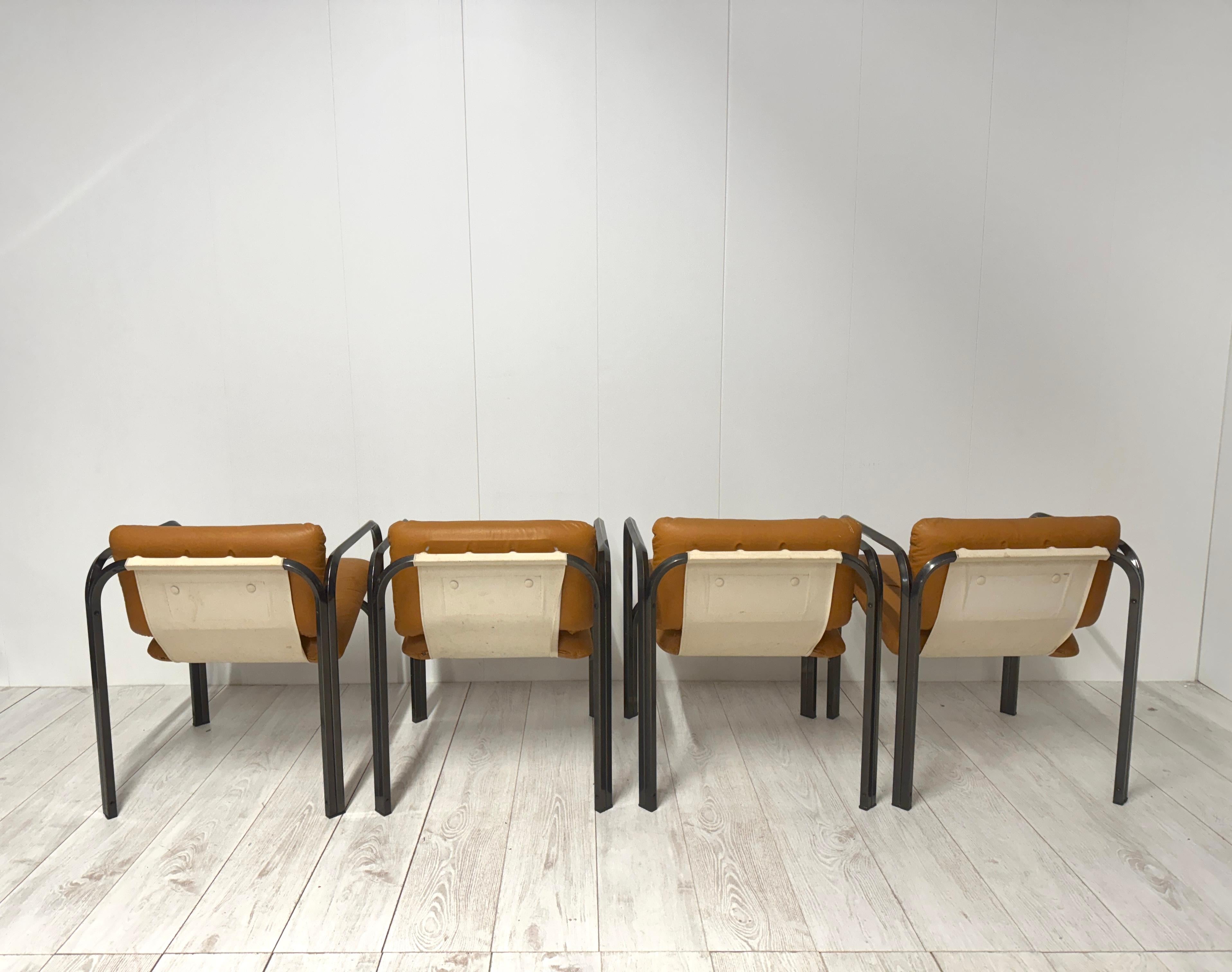 Four leather chairs,  prod. Italian, 1970s For Sale 9