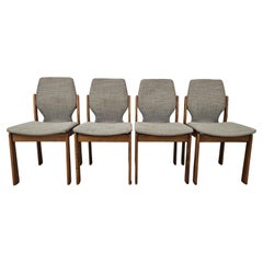 Four 1970s Italian chairs in oak and fabric