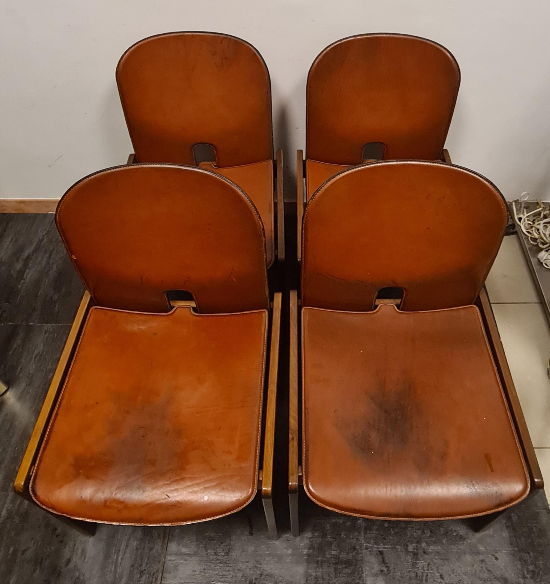 Four chairs model 121 by Afra and Tobia Scarpa for Cassina 1965 In Fair Condition In Torino, IT
