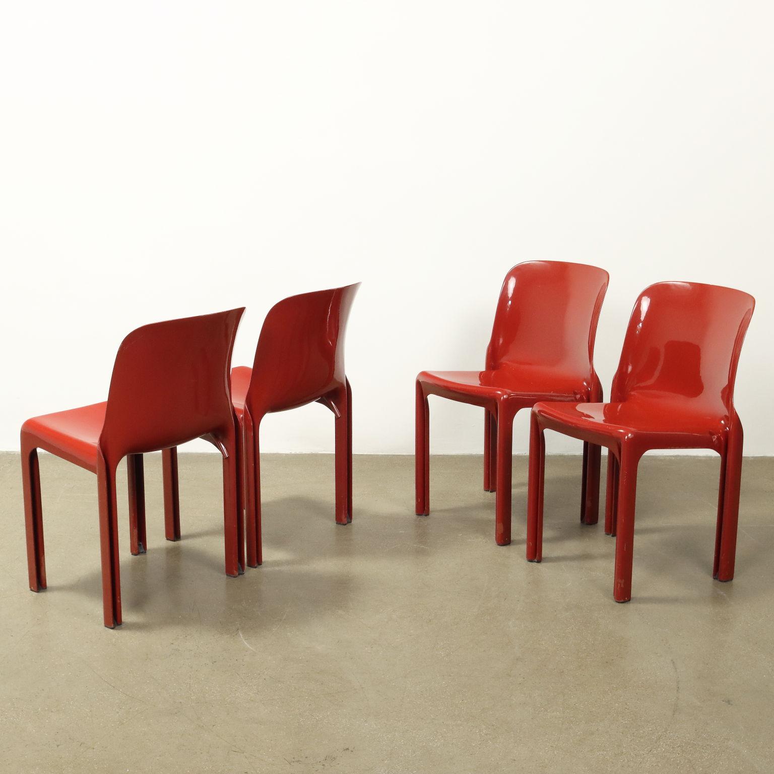 Mid-Century Modern Four Red 'Selene' Chairs Artemide Design by Vico Magistretti 1970s
