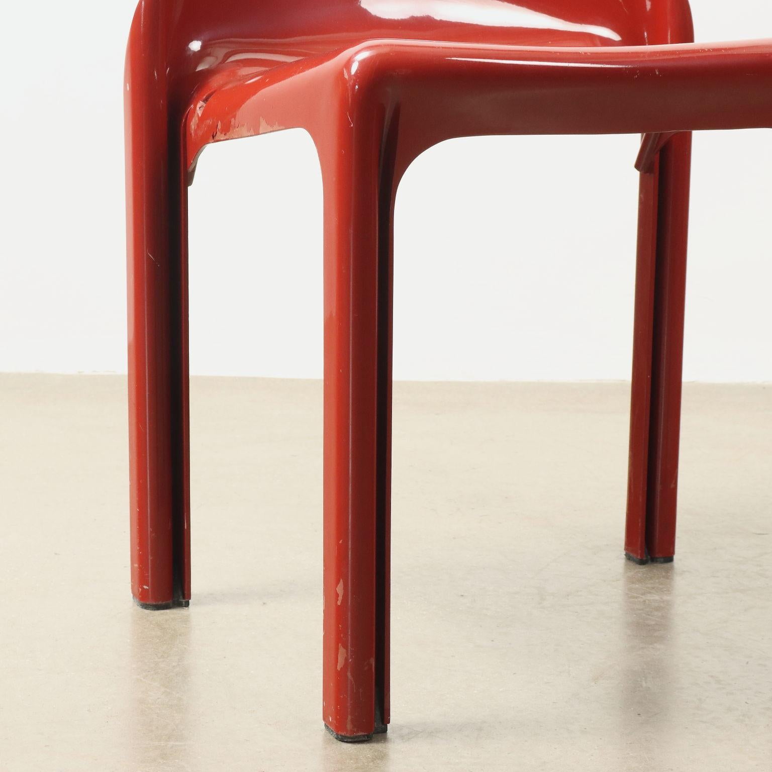 Plastic Four Red 'Selene' Chairs Artemide Design by Vico Magistretti 1970s