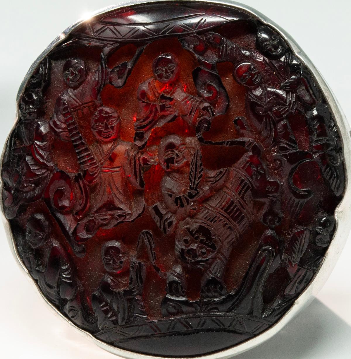 Que Milagros Silver and Cinnabar Brooch In Good Condition In Point Richmond, CA