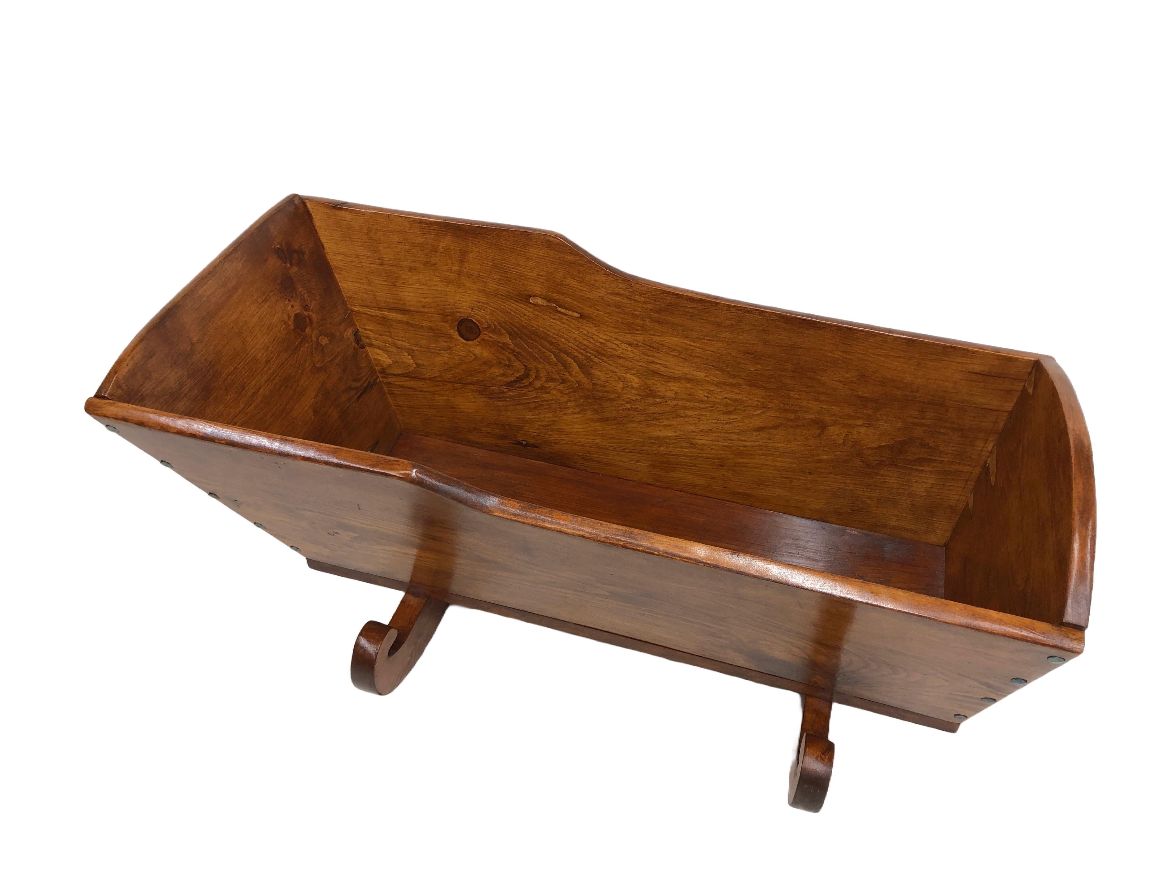Victorian Quebec Pine Cradle Bassinet 19th Century For Sale