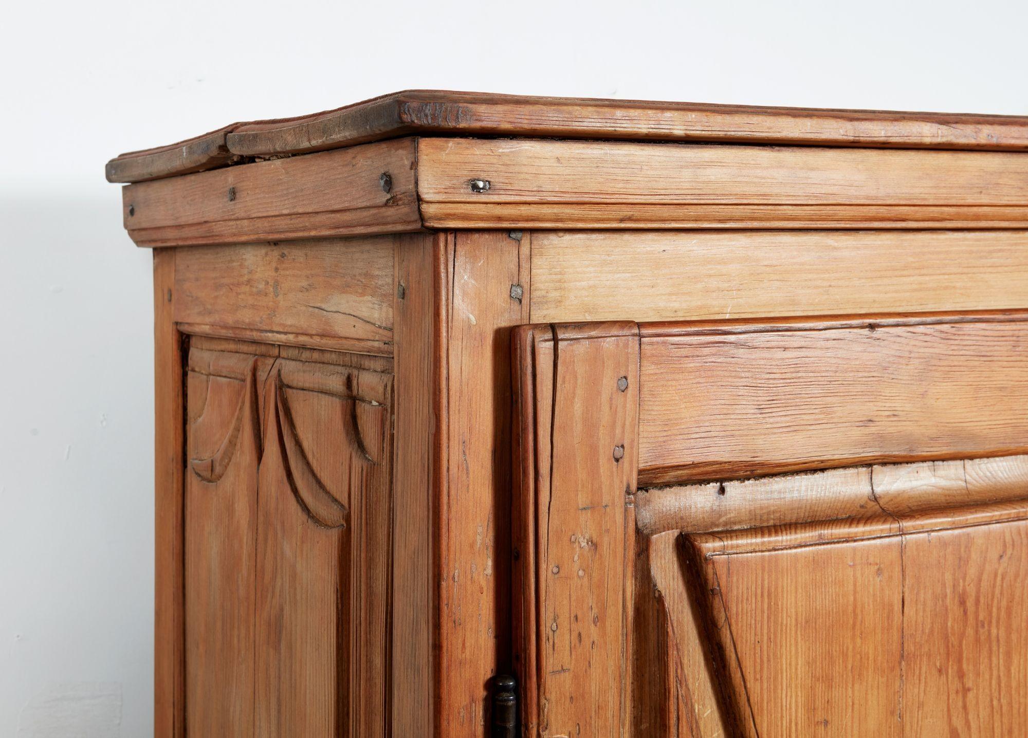 Armoire québécoise en vente 3