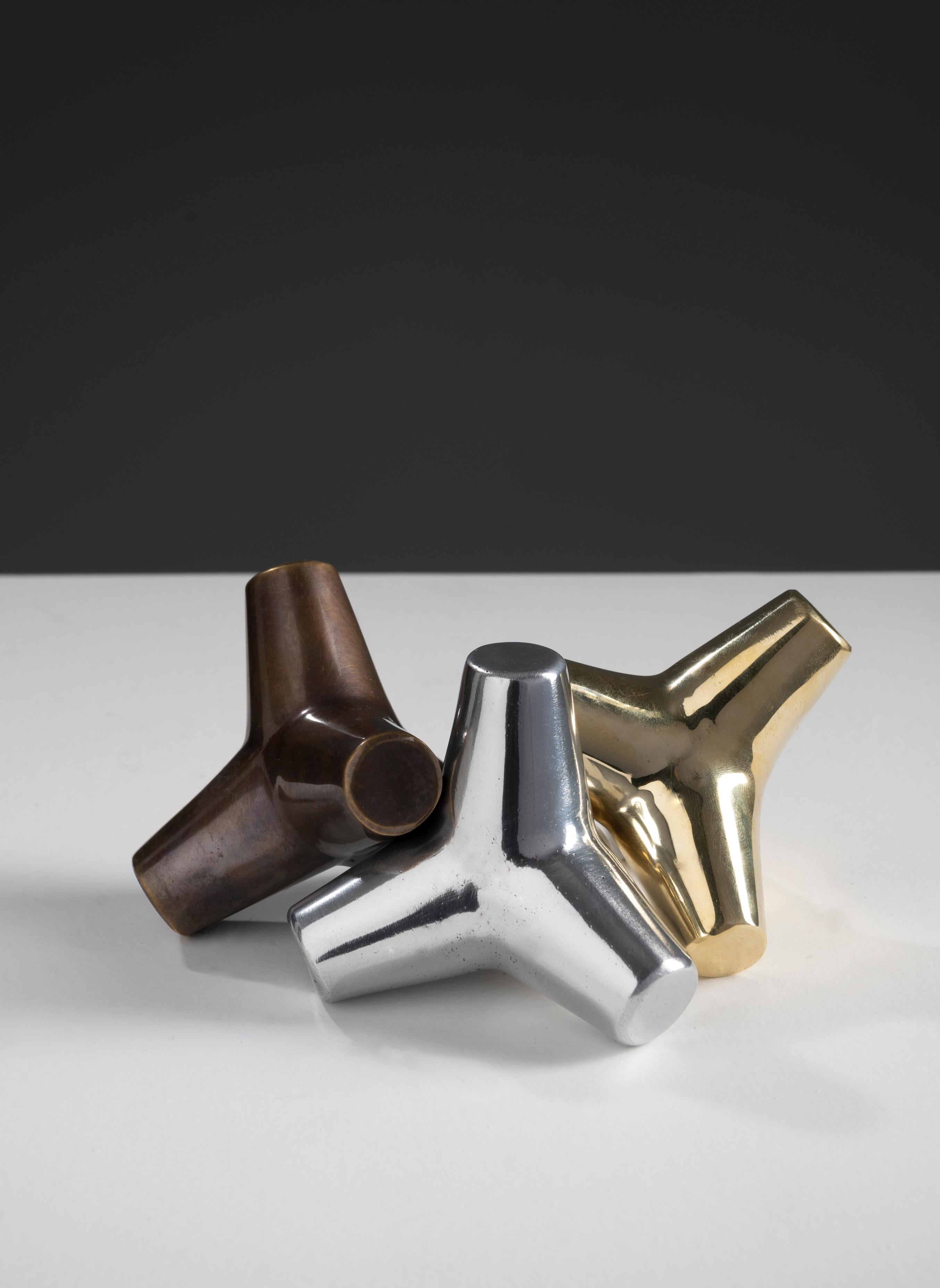 Quebra-mar brass and aluminium candle holder For Sale 3