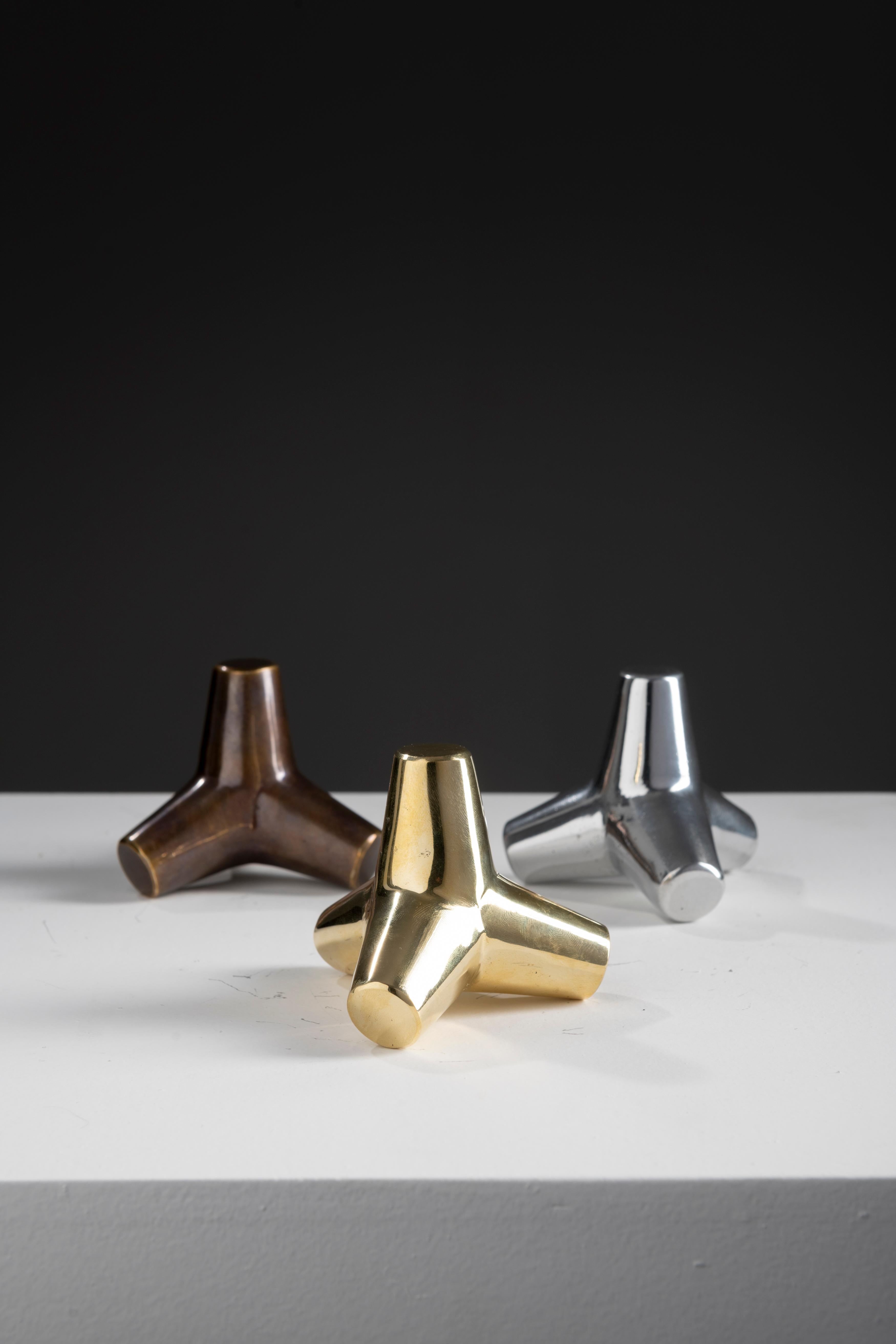 Quebra-mar brass and aluminium candle holder For Sale 6
