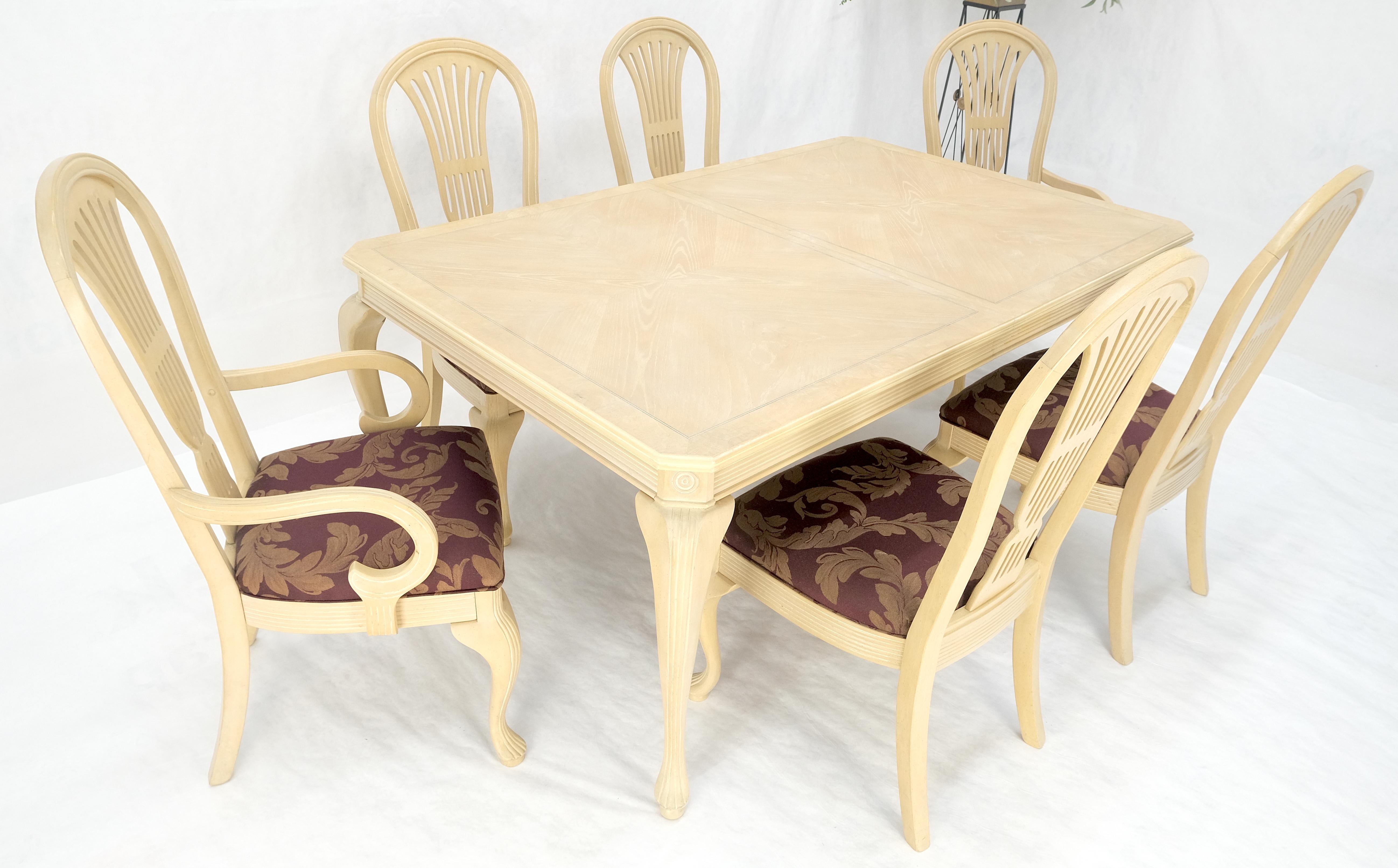 Queen An Style Weiß gewaschener Esstisch 6 Stühle Set von Century Furniture MINT im Angebot 3