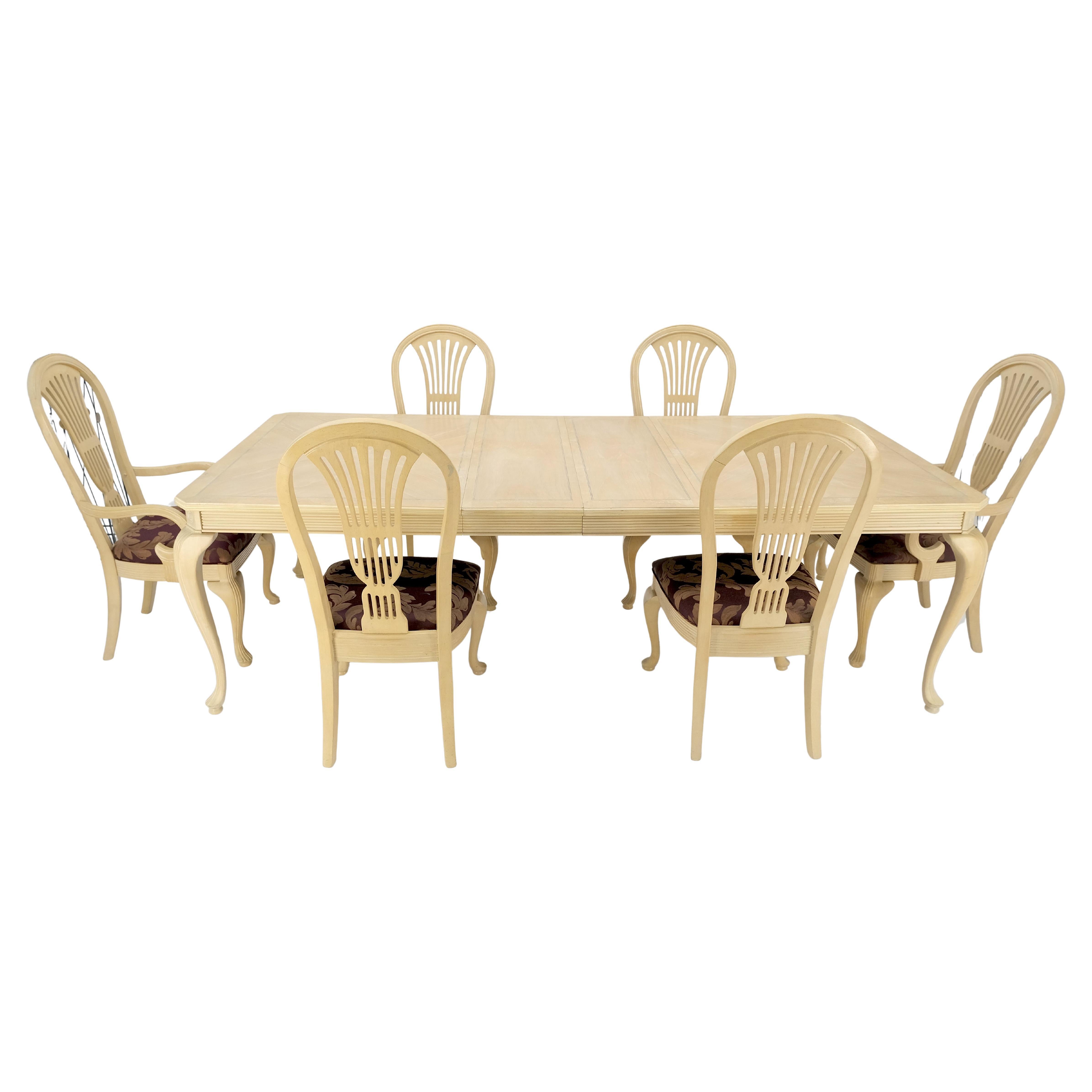 Queen An Style Weiß gewaschener Esstisch 6 Stühle Set von Century Furniture MINT im Angebot